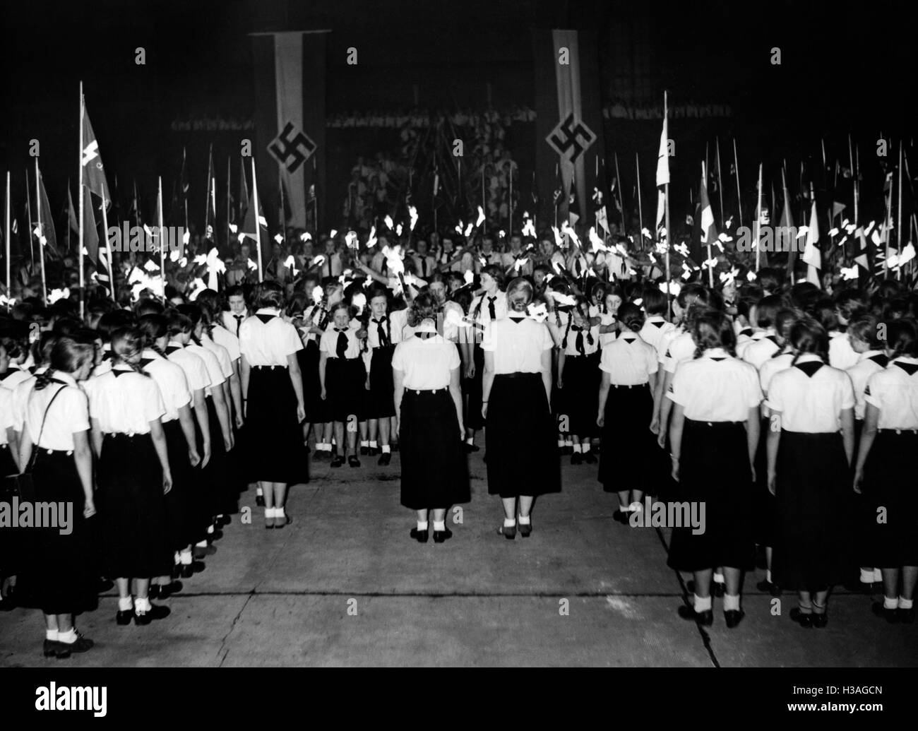 El compromiso de los líderes en la BDM Museo Pergamon, 1938 BDM: dirigentes, escuelas de liderazgo Foto de stock