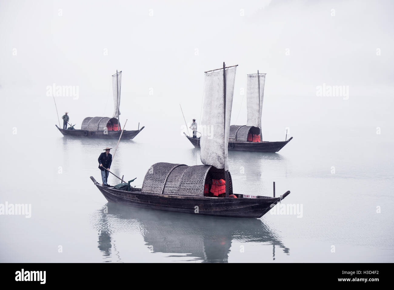 Barcos chinos tradicionales fotografías e imágenes de alta resolución Alamy