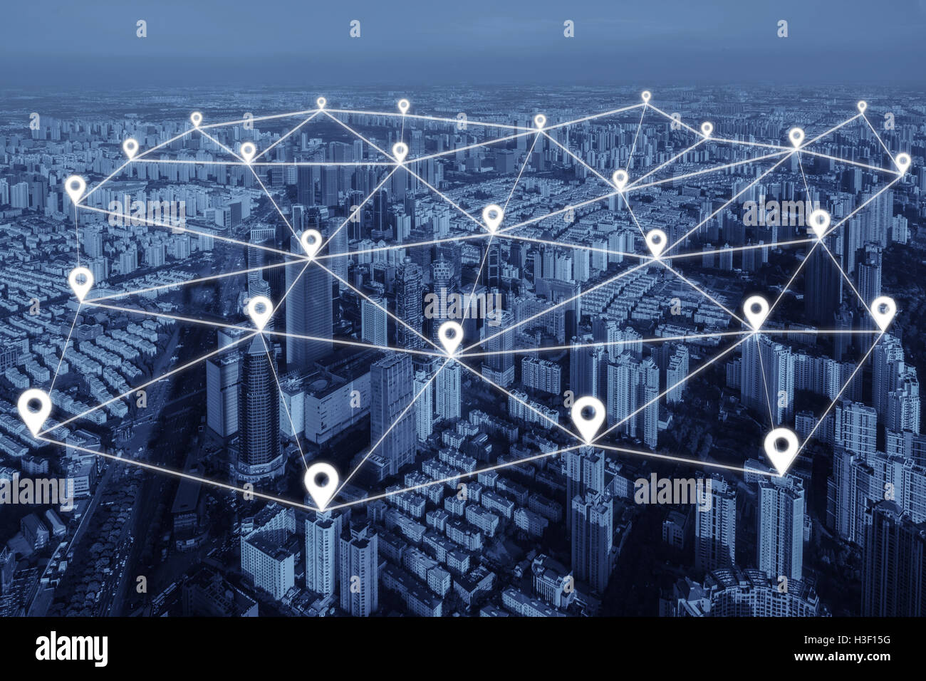 Mapa plano pin de conexión de red en la ciudad. Concepto de conexión de red. Foto de stock