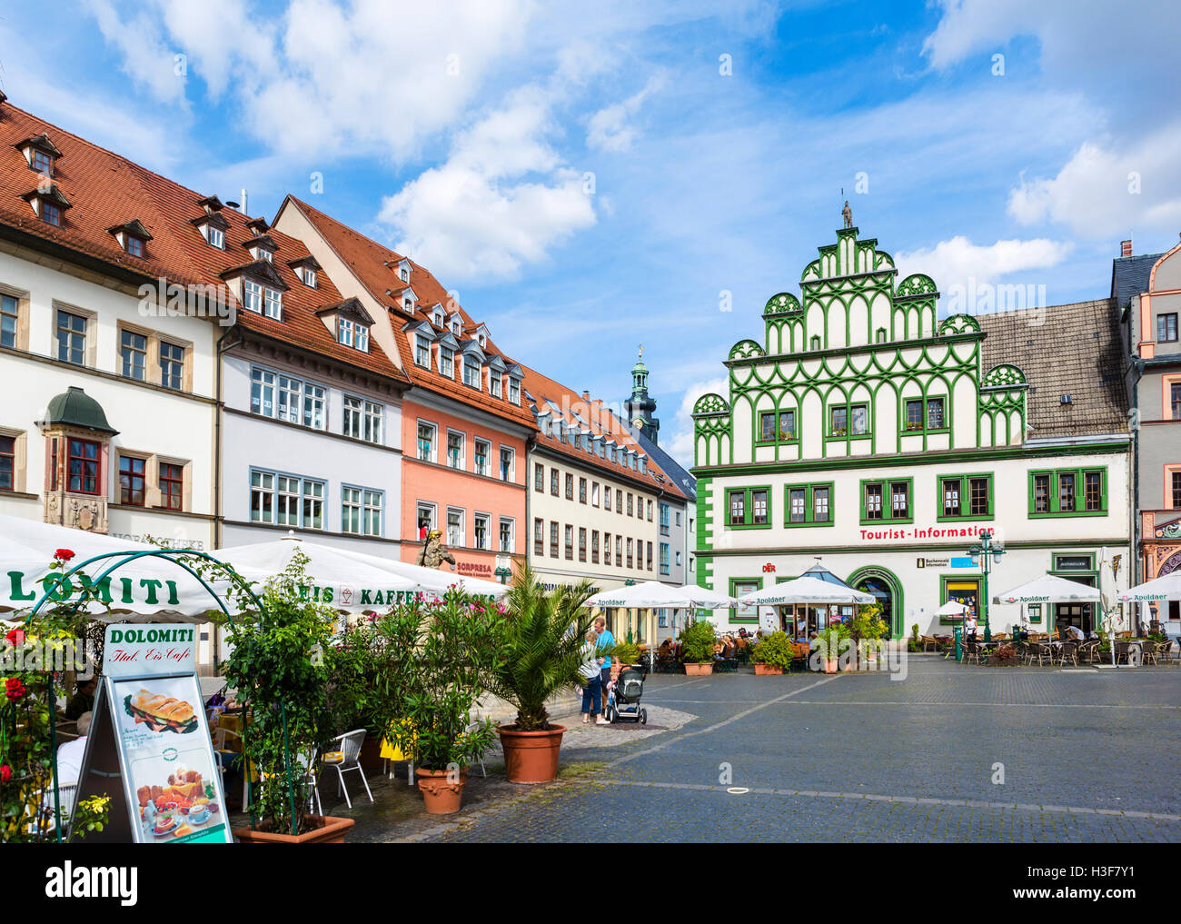 La Plaza del Mercado (Markt) en el casco antiguo de la ciudad, Weimar, Turingia, Alemania Foto de stock