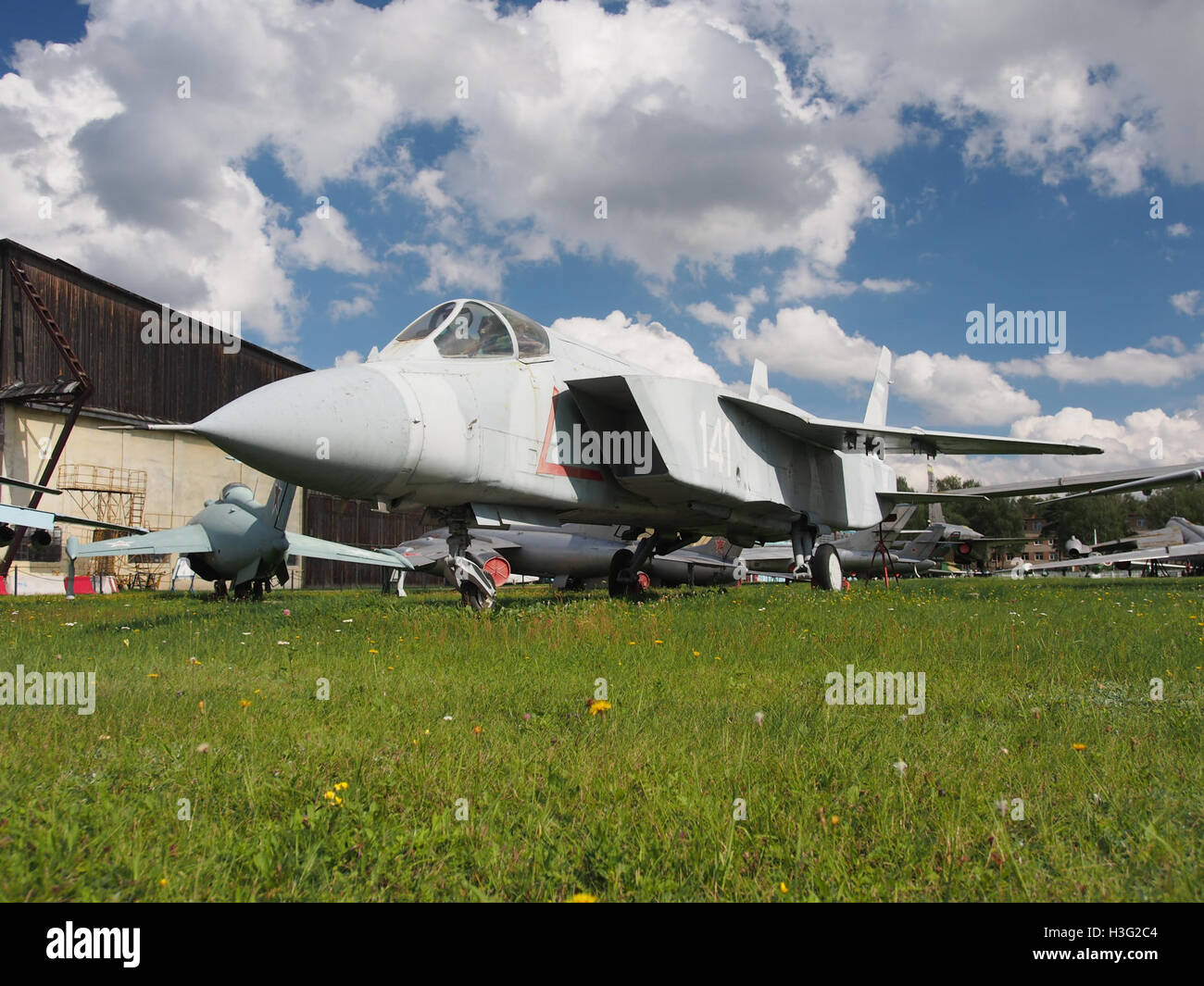 Yak-141 (141) en el Museo de la Fuerza Aérea Central pic6 Foto de stock
