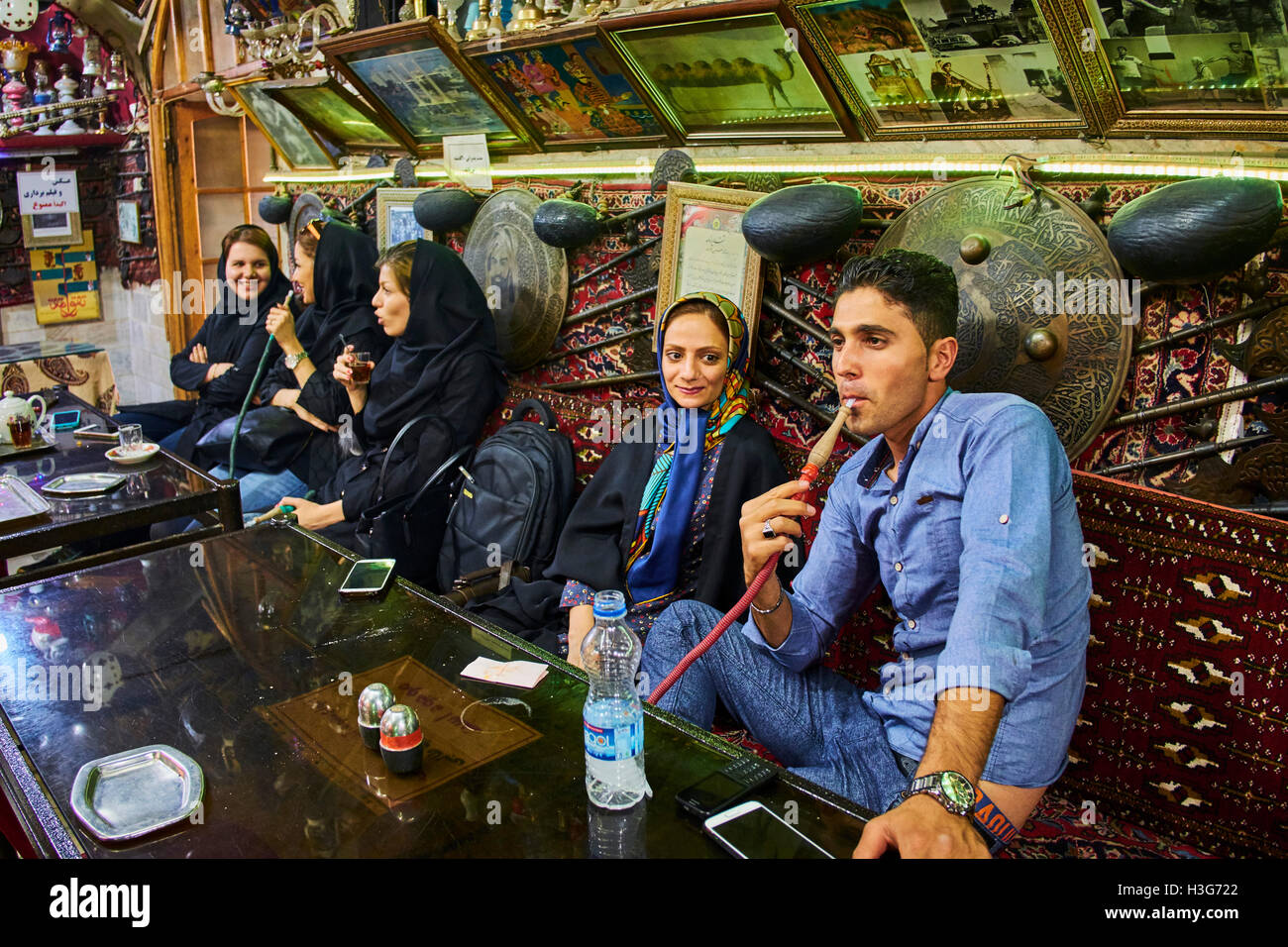 Irán, Isfahan, tetería Azadegan Foto de stock