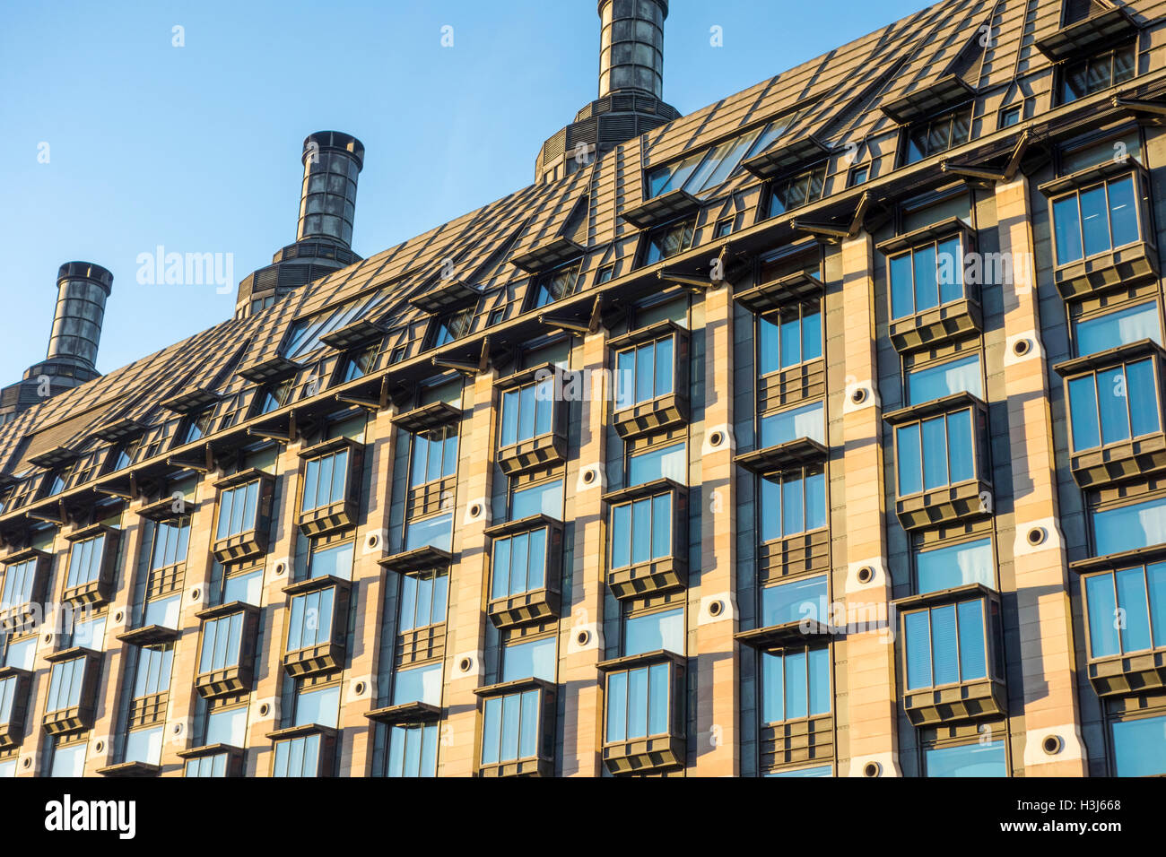 Portcullis House, edificio del gobierno británico. Londres, Reino Unido Foto de stock