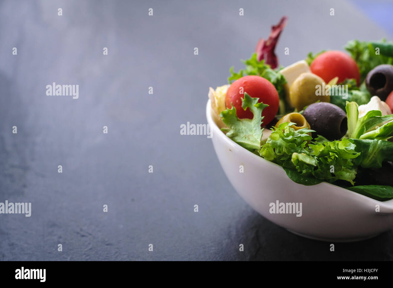 La comida vegetariana es una ensalada Foto de stock