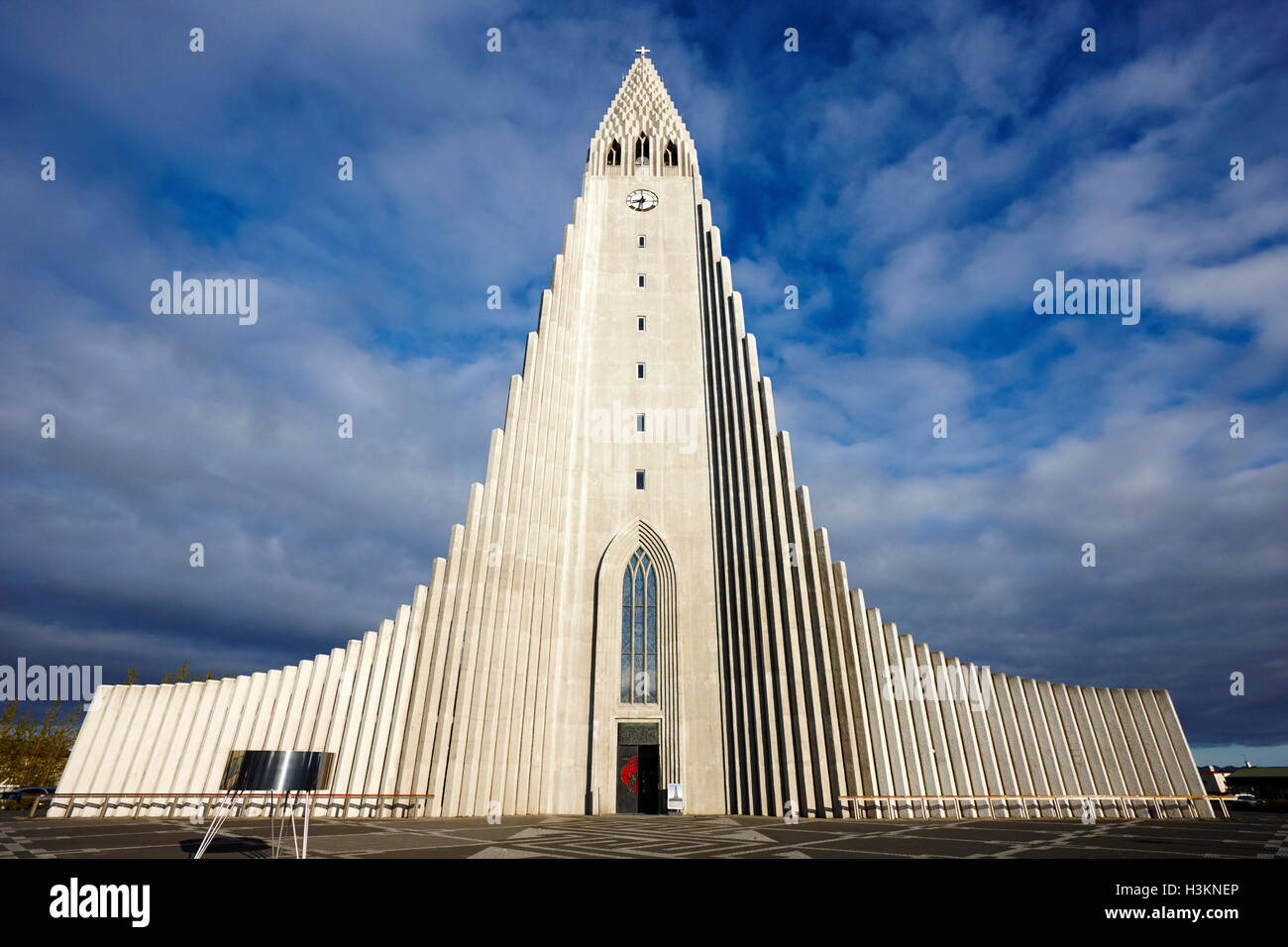 Iglesia de Islandia reykjavik hallgrimskirkja Foto de stock