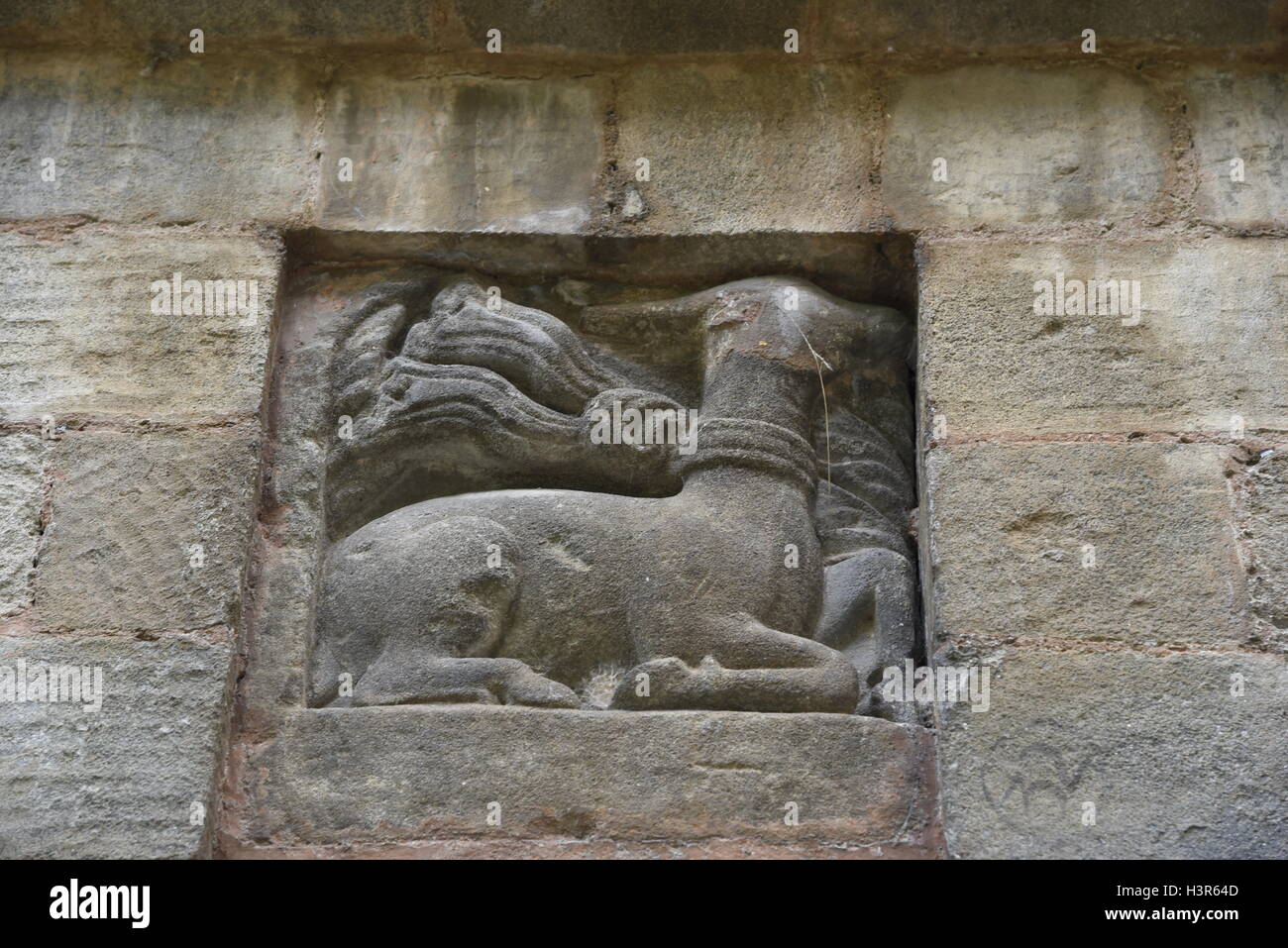 La arquitectura histórica Kangra Fort está situado a 20 kilómetros de la ciudad de Dharamsala, en las afueras de Kangra, India. Foto de stock