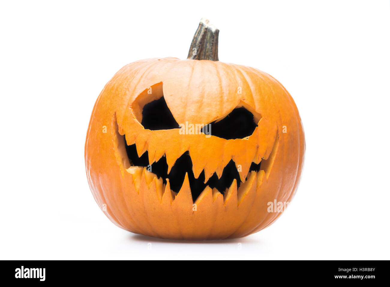 Halloween pumpkin grin sobre fondo blanco aislado Foto de stock