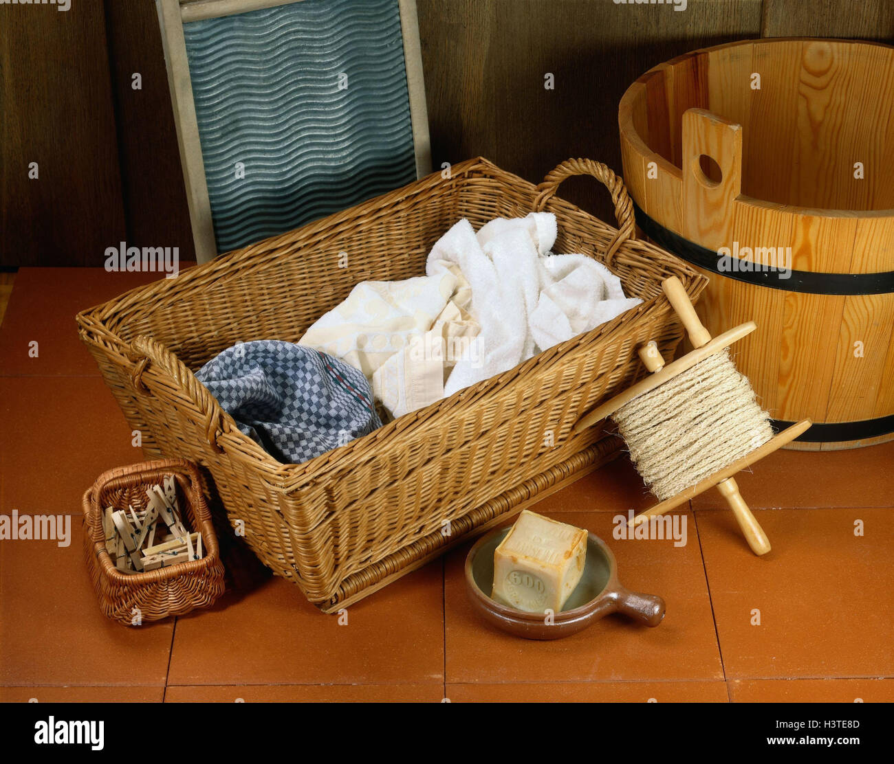 Cesta de lavandería de mimbre hecha a mano con tapa, cesta de lavandería  tejida a mano con forro extraíble, cesta grande para lavandería con amplio