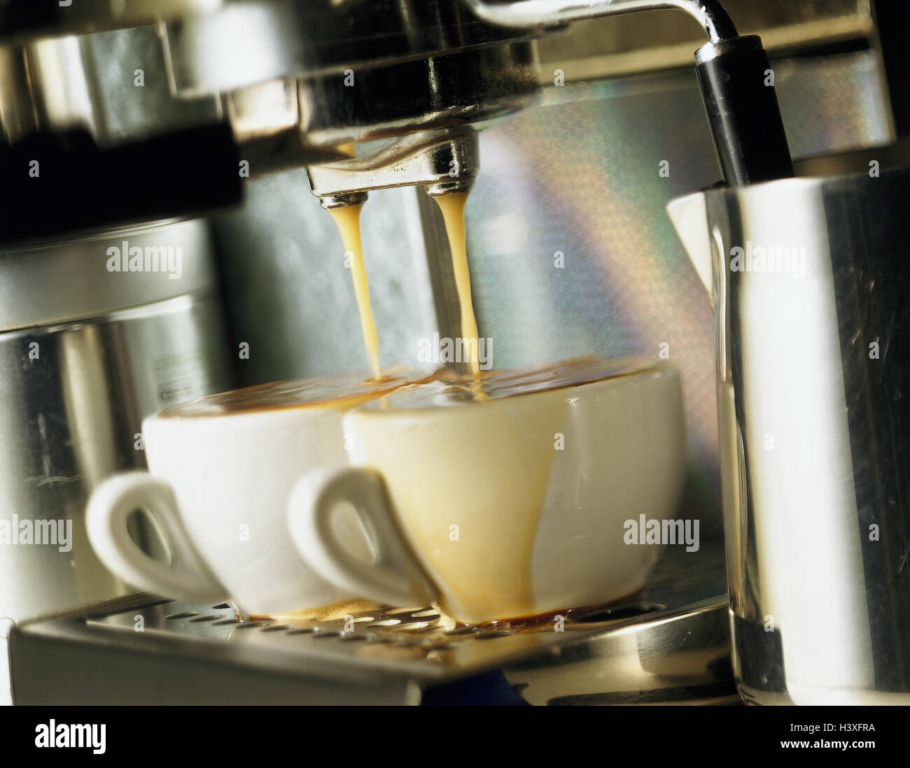 Dispensador de cafe fotografías e imágenes de alta resolución - Alamy