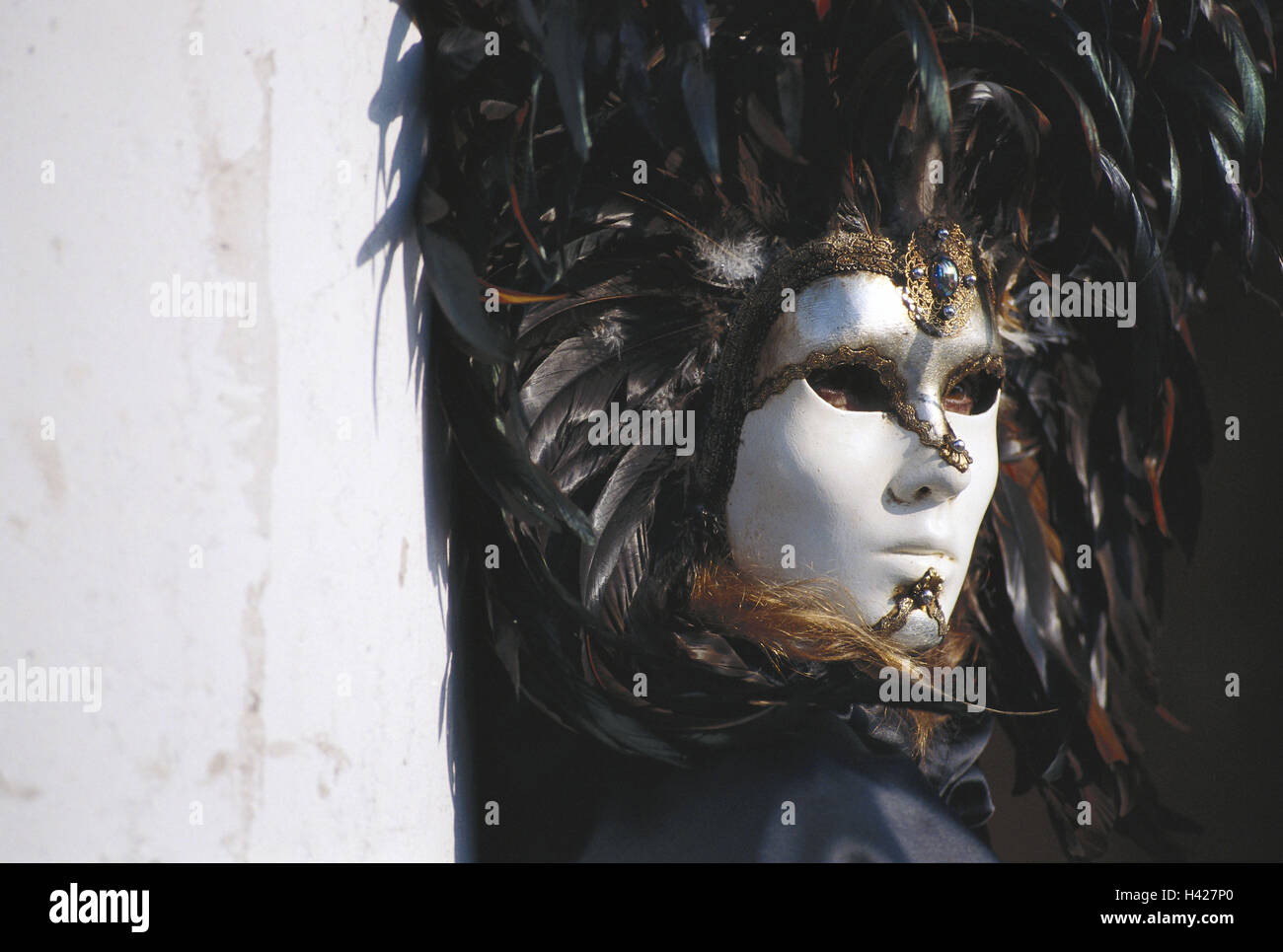  Máscara de mascarada veneciana con forro negro para hombre,  diseño vintage : Ropa, Zapatos y Joyería