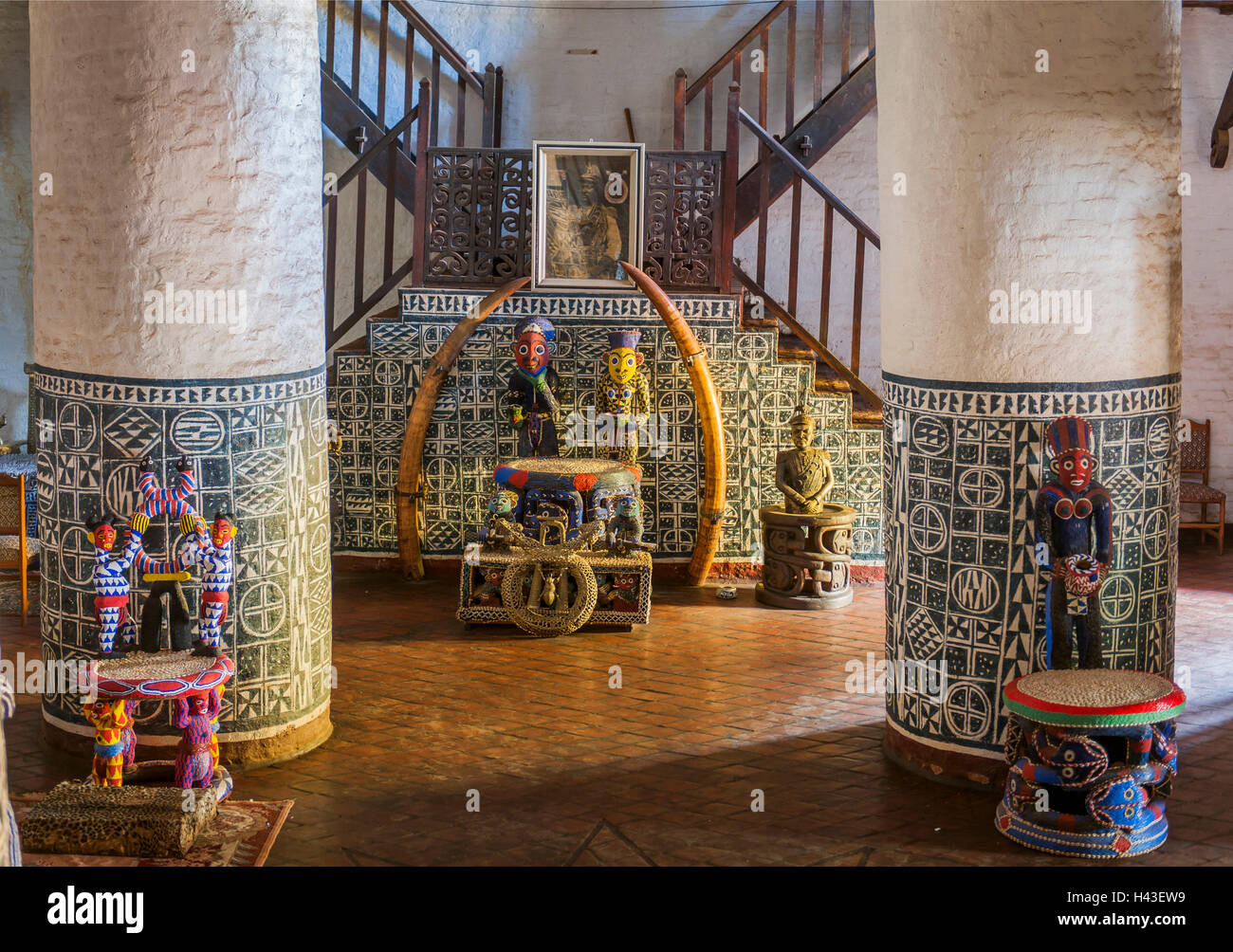 El trono del sultán, hall de entrada, el Palacio del Sultán, Foumbam