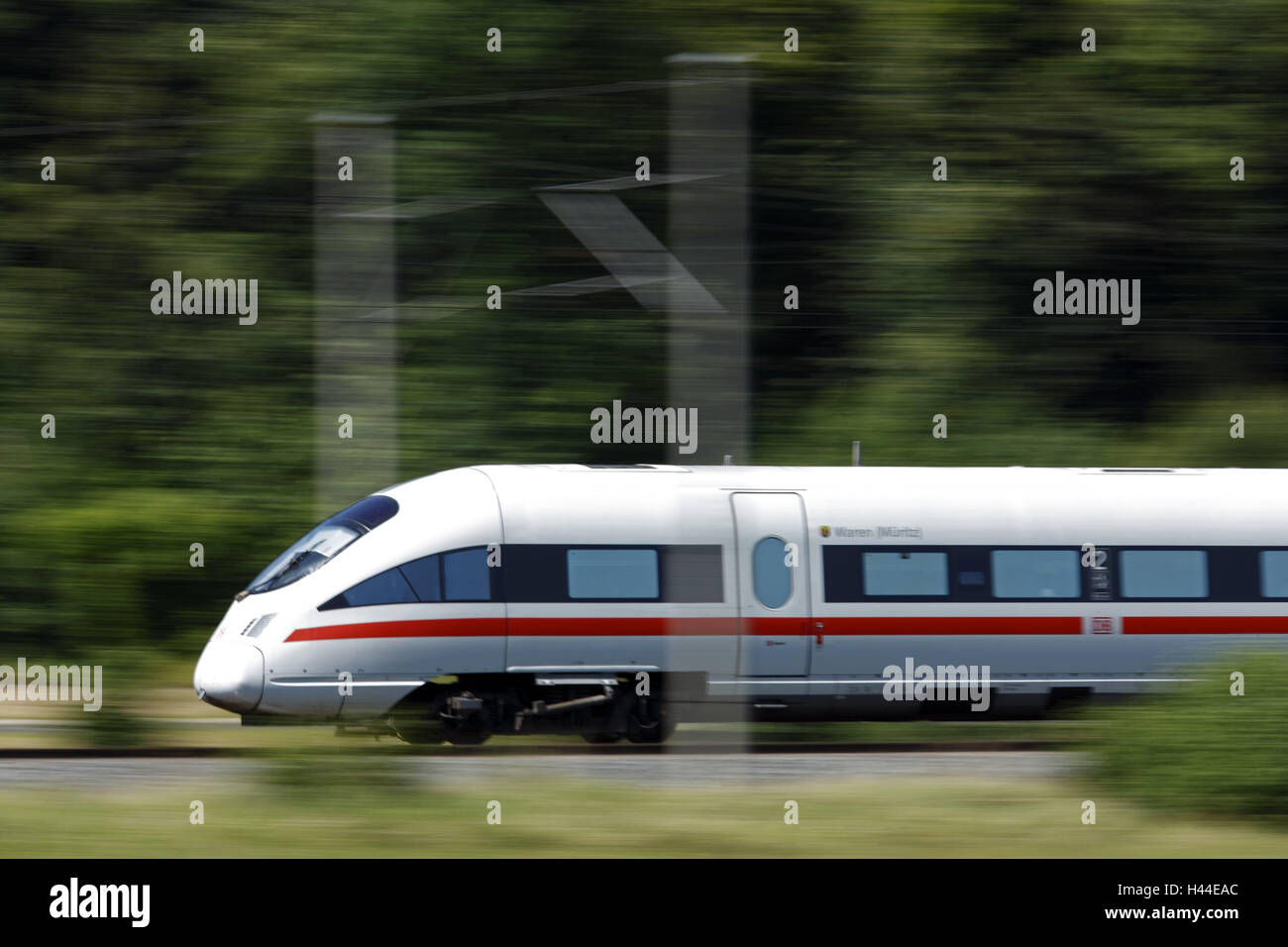 El Intercity Express T, velocidad máxima 230 km/h, Neigetechnik, ayudó a tirar, Foto de stock
