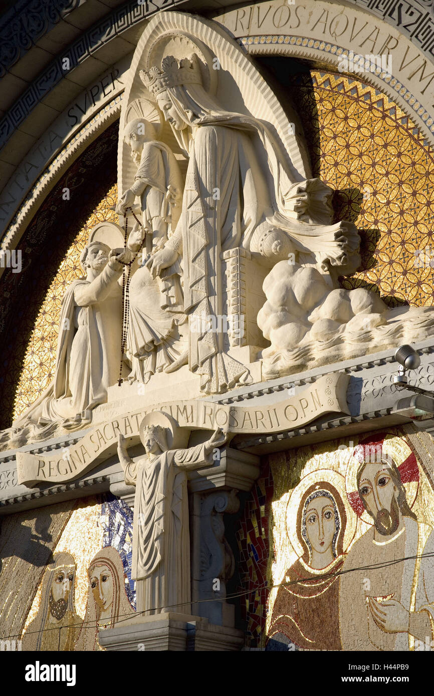La Basílica del Rosario, Lourdes, Francia Fotografía de stock - Alamy