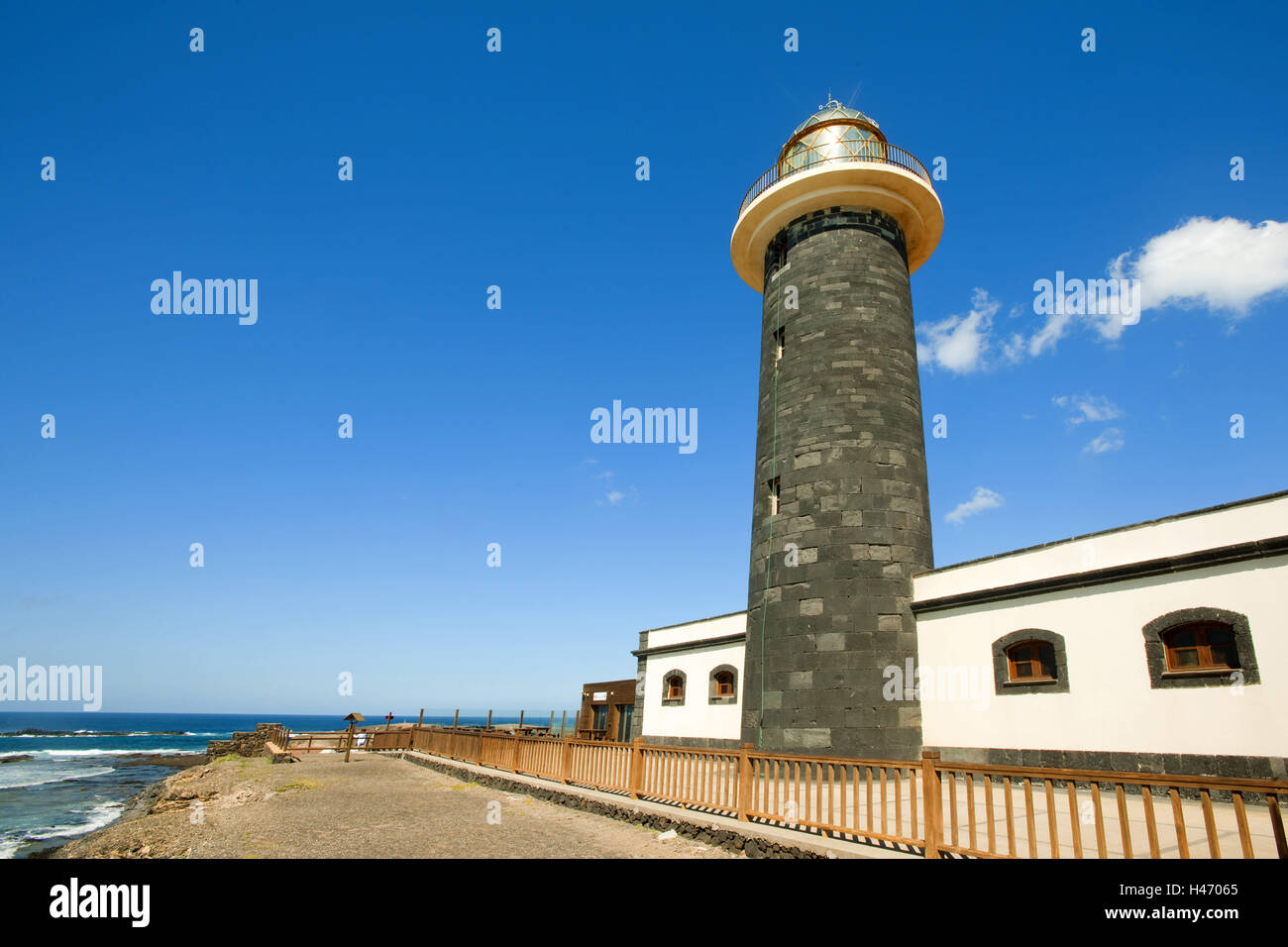 Faro de puerto de la cruz fotografías e imágenes de alta resolución - Alamy