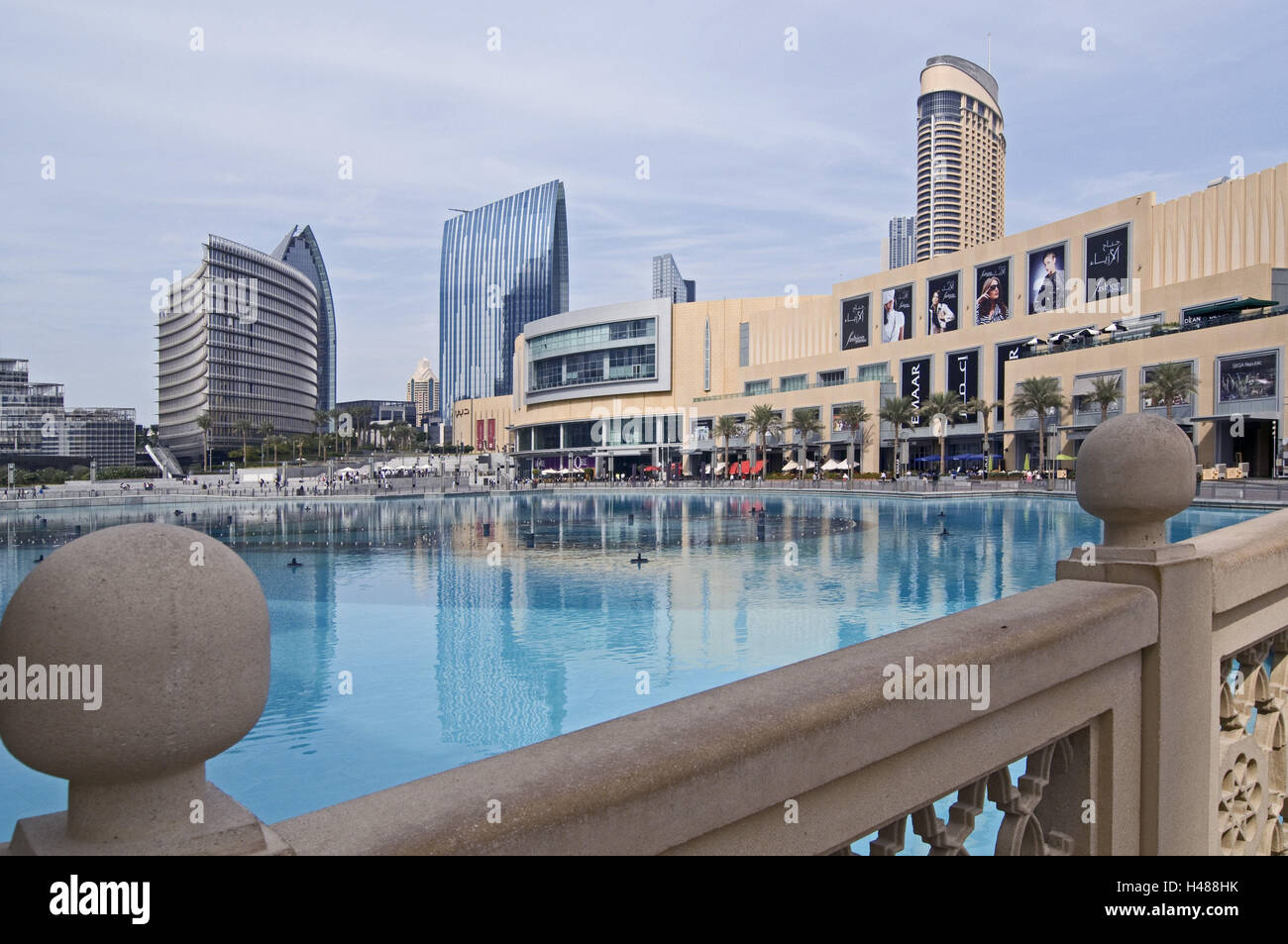 VAE, Dubai, Dubai Mall, el agua, el centro comercial, fuera de vista, Foto de stock