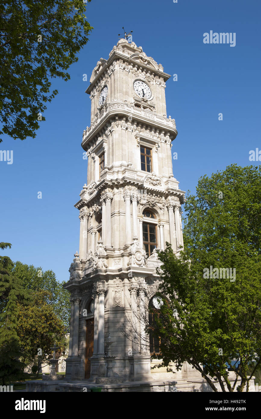 Turquía, Estambul, Besiktas, Clock Tower Dolmabahce en el estilo imperio así como neobarroco, Foto de stock