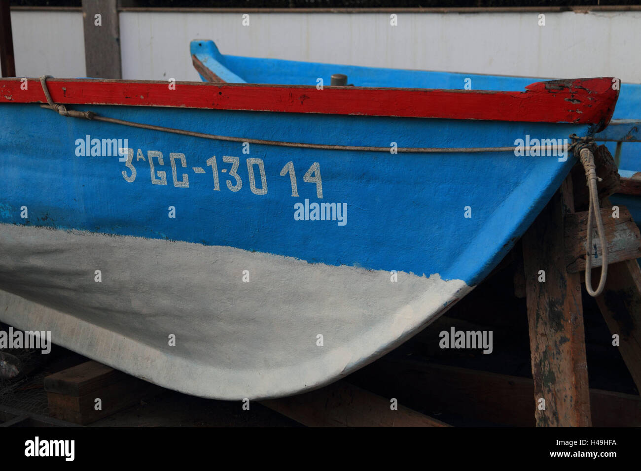 Botes de pesca, botes de pesca, formato horizontal, Puerto España, barco,  barco, número de cifras, letras Fotografía de stock - Alamy