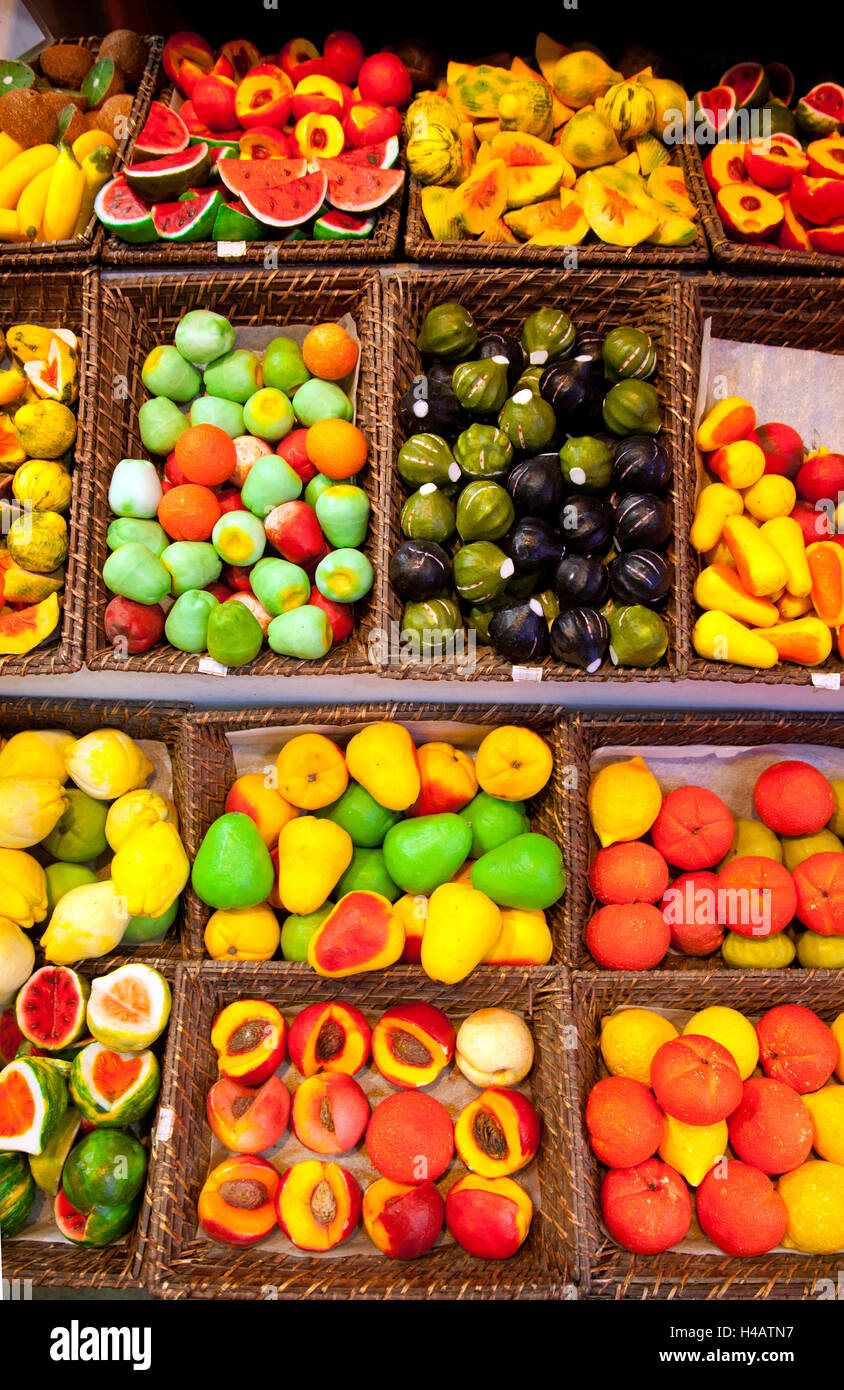 Turquía, aldea, mercado, bazar, jabones en forma de frutas Fotografía de  stock - Alamy
