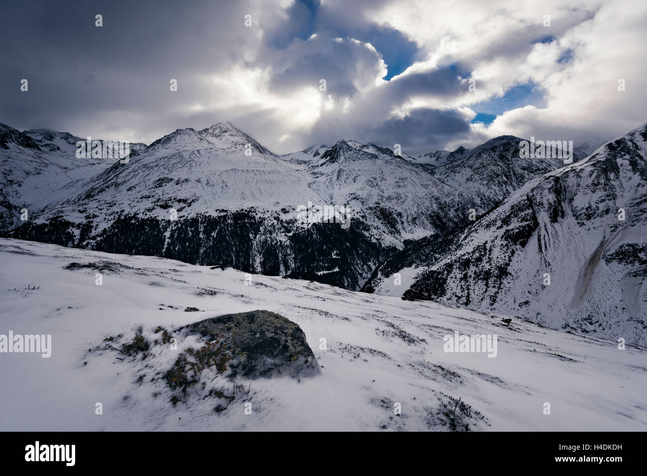 De Ötztaler Alpes en Tirol, Austria con ventilación Foto de stock