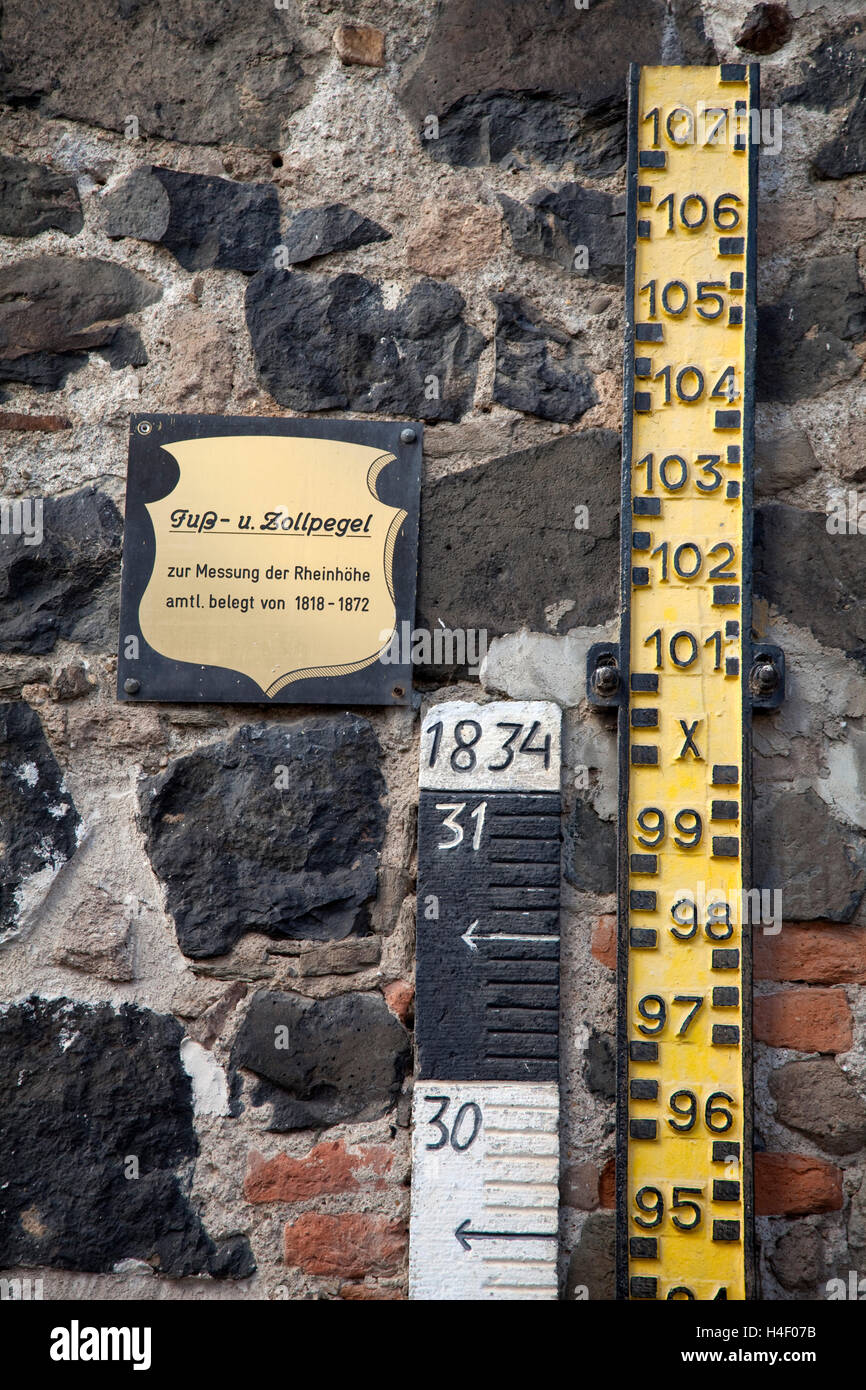 Indicador de nivel de agua, nivel, Linz am Rhein, Renania, Renania-Palatinado Foto de stock