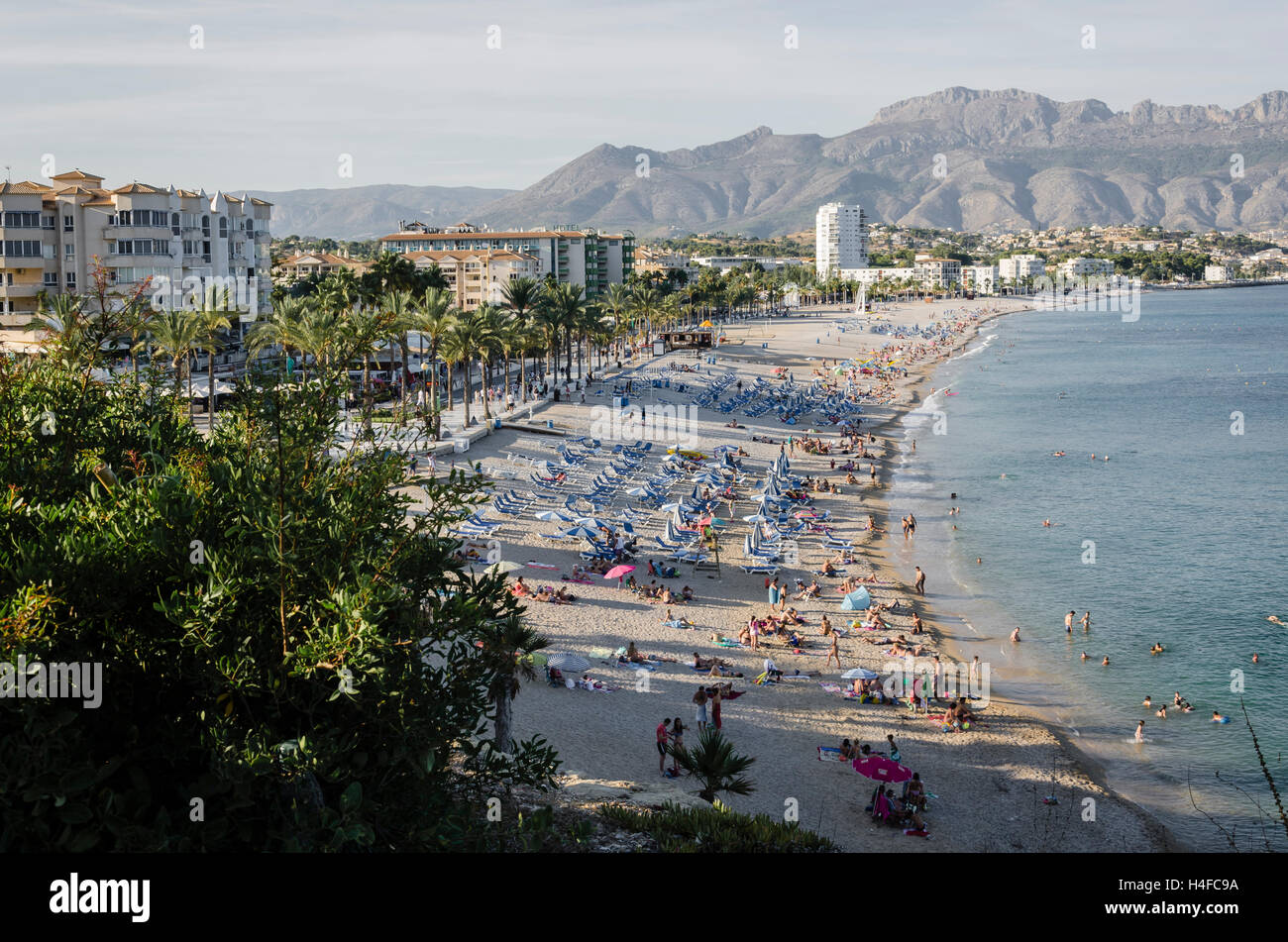 Vista de la playa de Albir, zona norte de Alicante, España Foto de stock