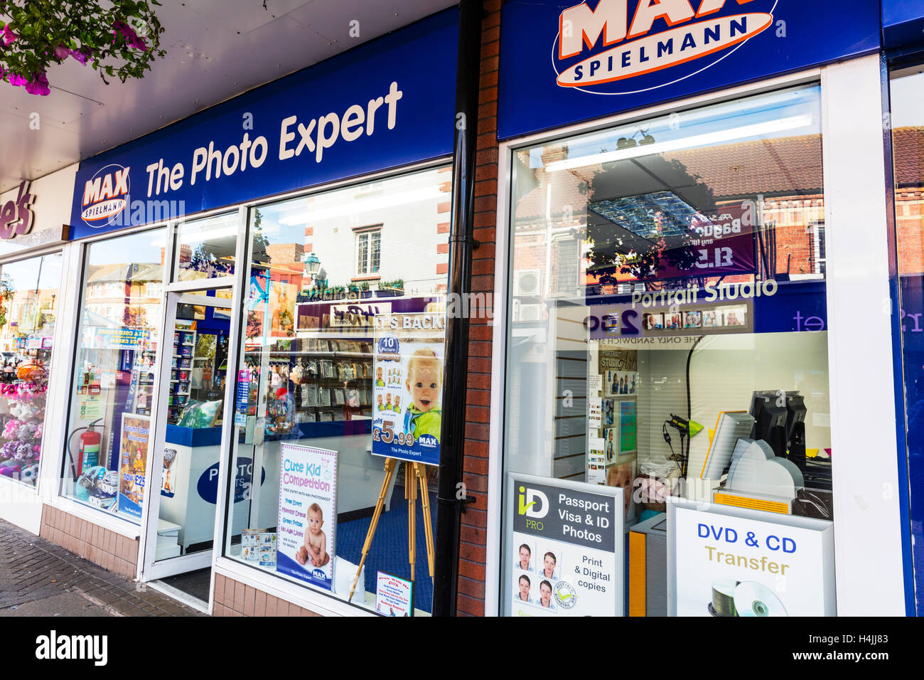 Tienda max spielmann fotografías e imágenes de alta resolución Alamy