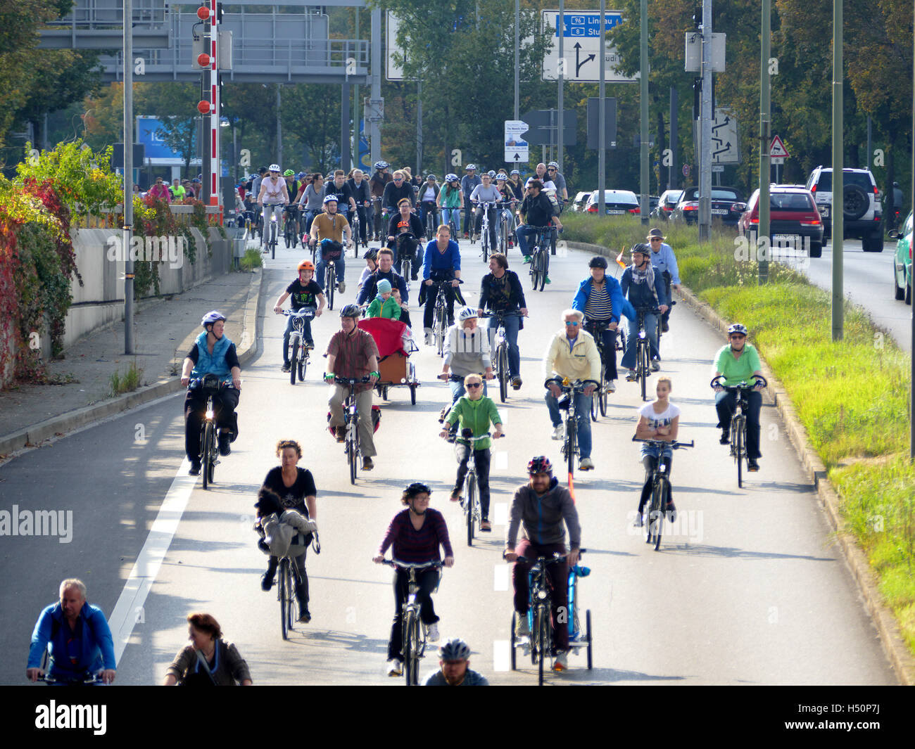 Munich Ringparade Radlparade 2016 jornada deportiva para bicicleta Alemania Europa Foto de stock