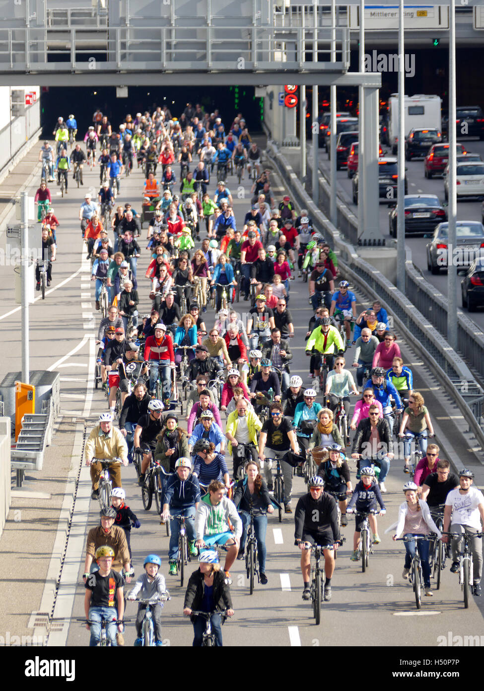 Munich Ringparade Radlparade 2016 jornada deportiva para bicicleta Alemania Europa Foto de stock