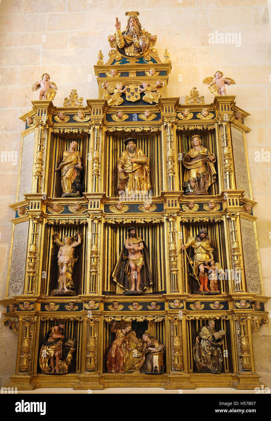 Retablo en la Catedral de Burgos, Castilla y León, España. Foto de stock