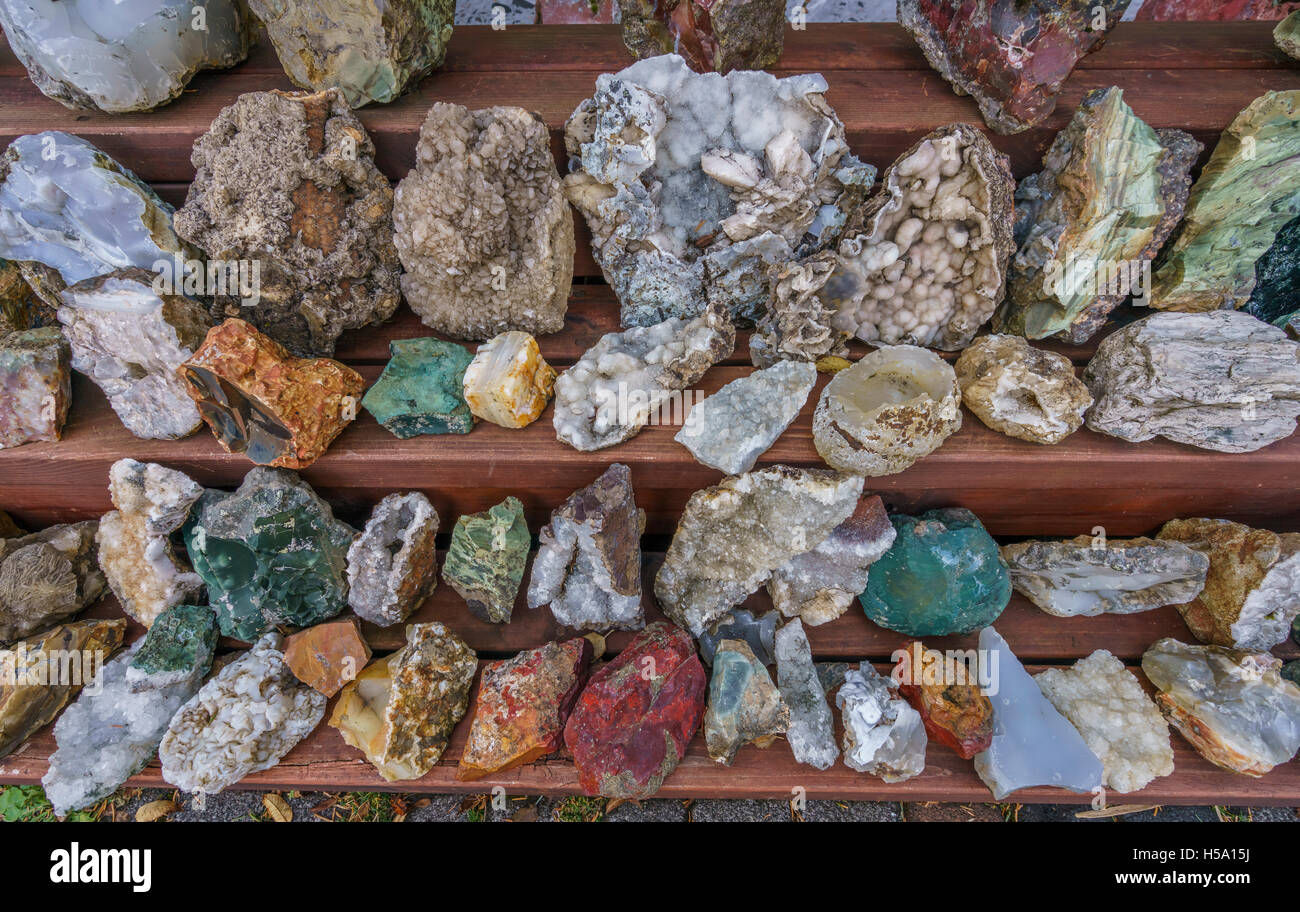 Colección De Piedras Preciosas Minerales Naturales Con Nombre