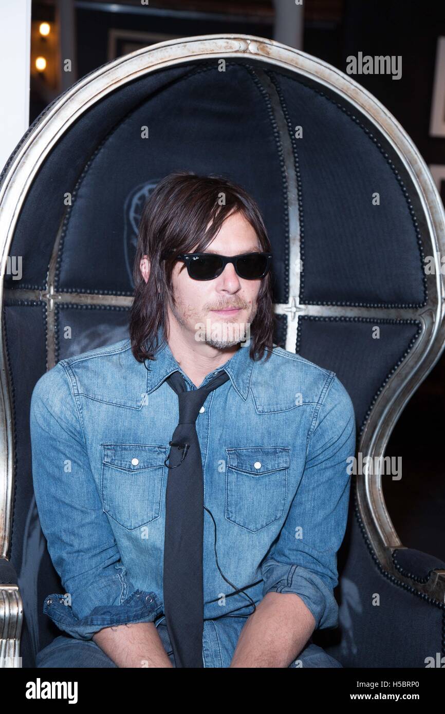El actor Norman Reedus atiende Norman Reedus: un fino arte Fotografía Exposición en Voila! Galería de fotos el 22 de noviembre de 2015 en Los Ángeles, California, Estados Unidos. Foto de stock