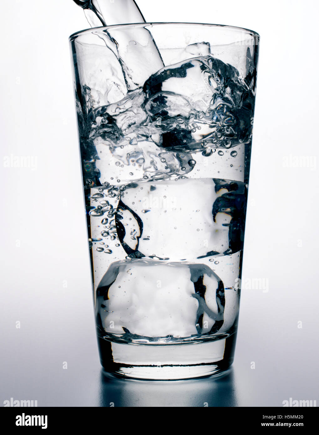 agua y hielo Foto de stock