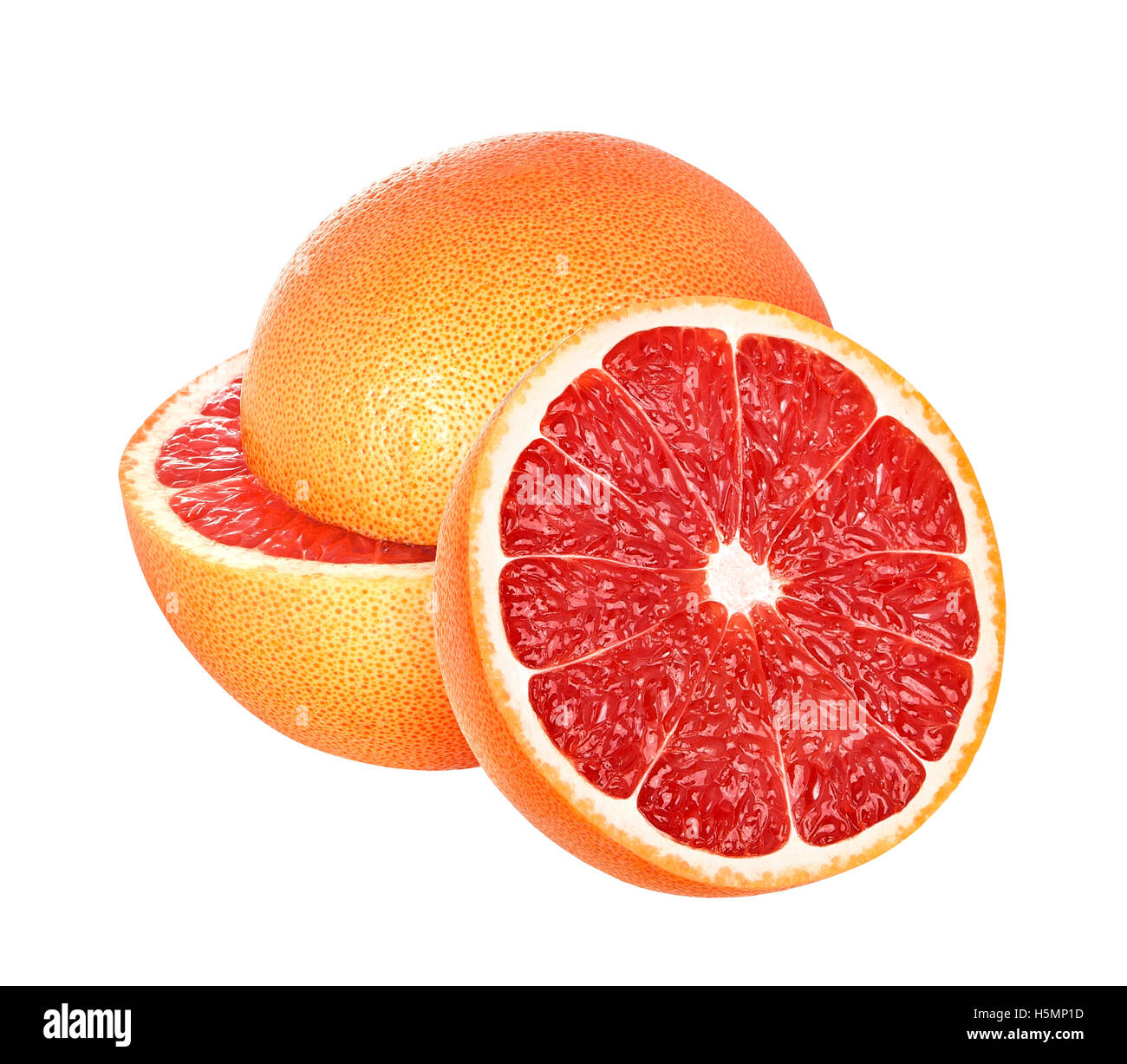 El pomelo rosa aislado sobre fondo blanco, con trazado de recorte