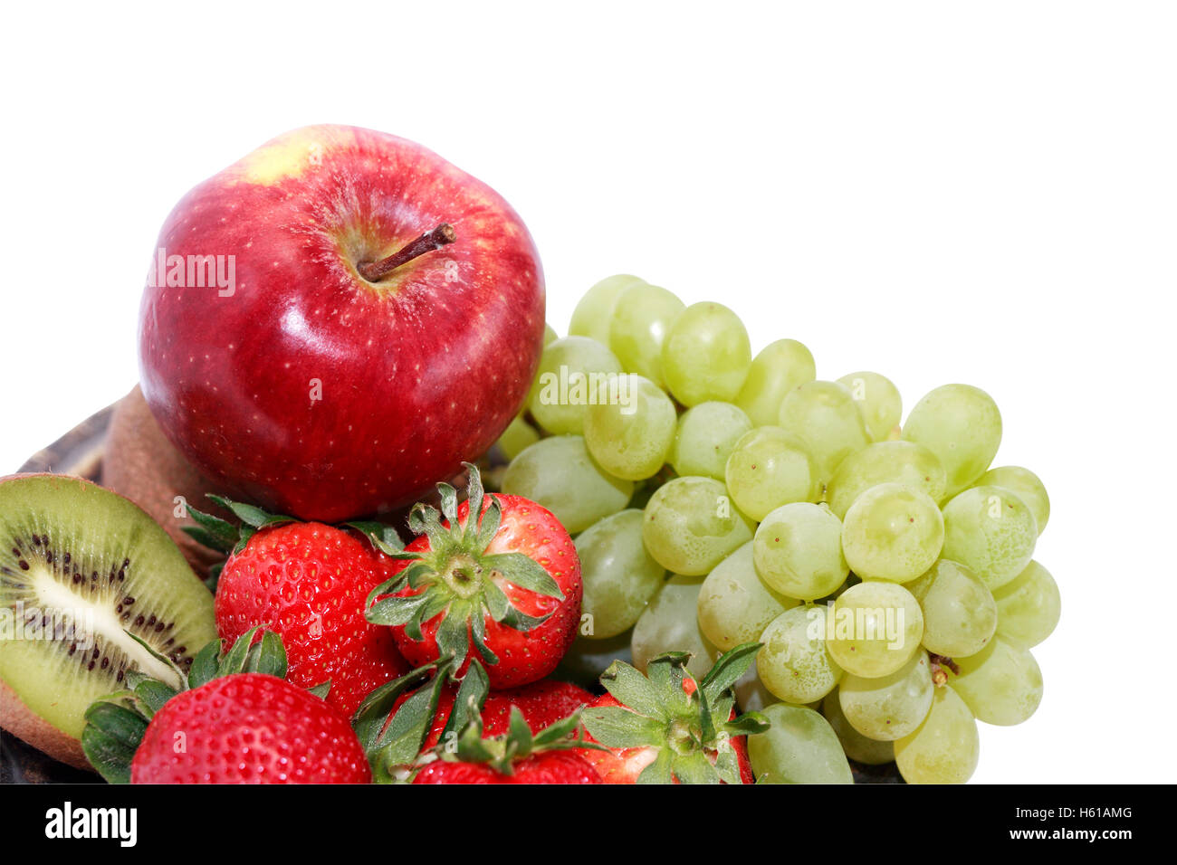 Conjunto de varias frutas sobre fondo blanco. Aislada con trazado de recorte Foto de stock