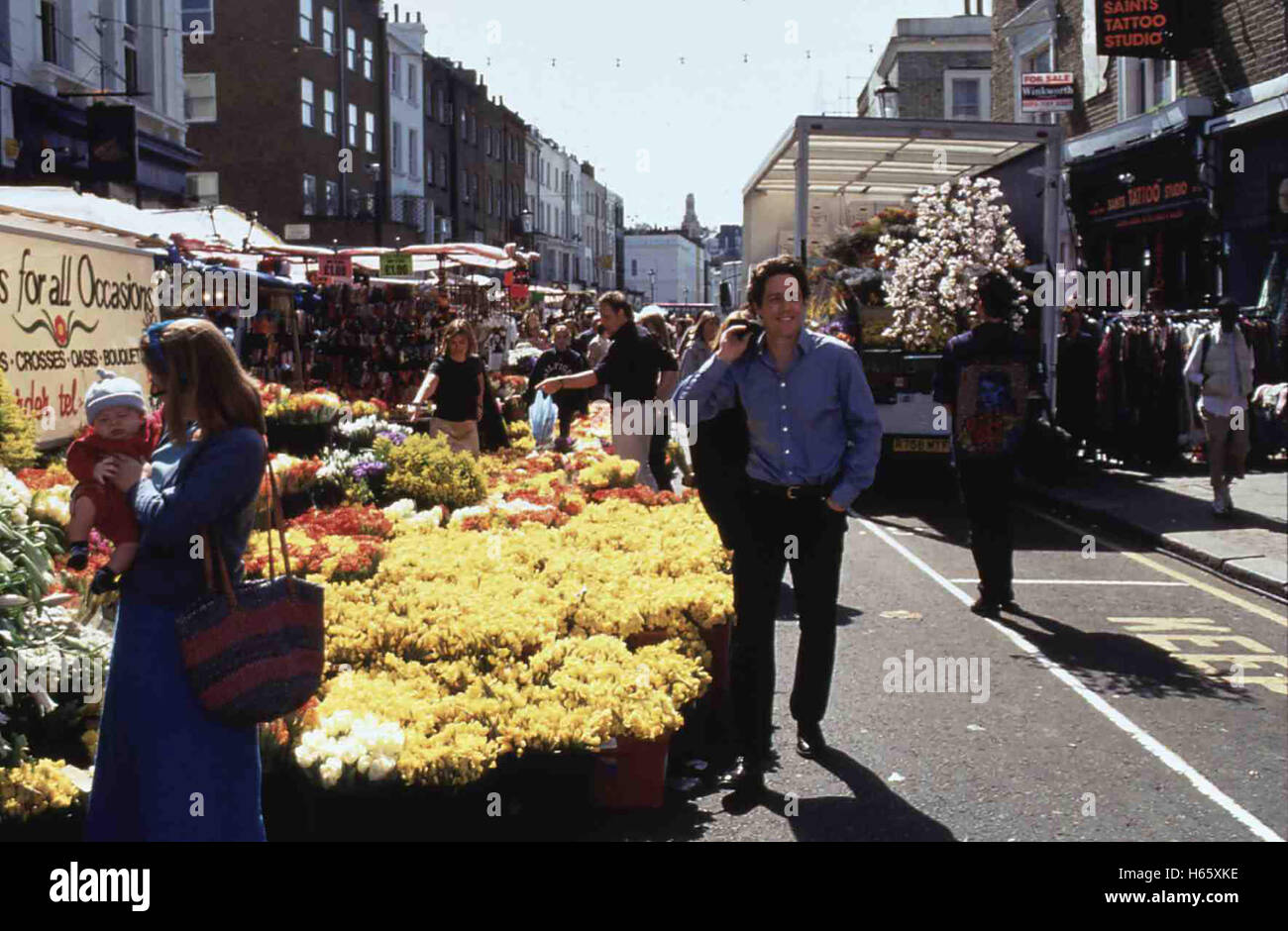 Notting Hill (1999) Director: Roger Michell, los actores/Estrellas: Hugh Grant, Julia Roberts, Richard McCabe Foto de stock