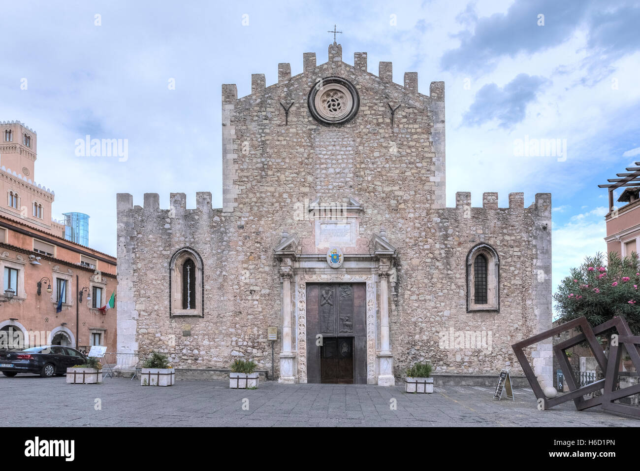 La Piazza Duomo, Taormina, Messina, Sicilia, Italia Foto de stock