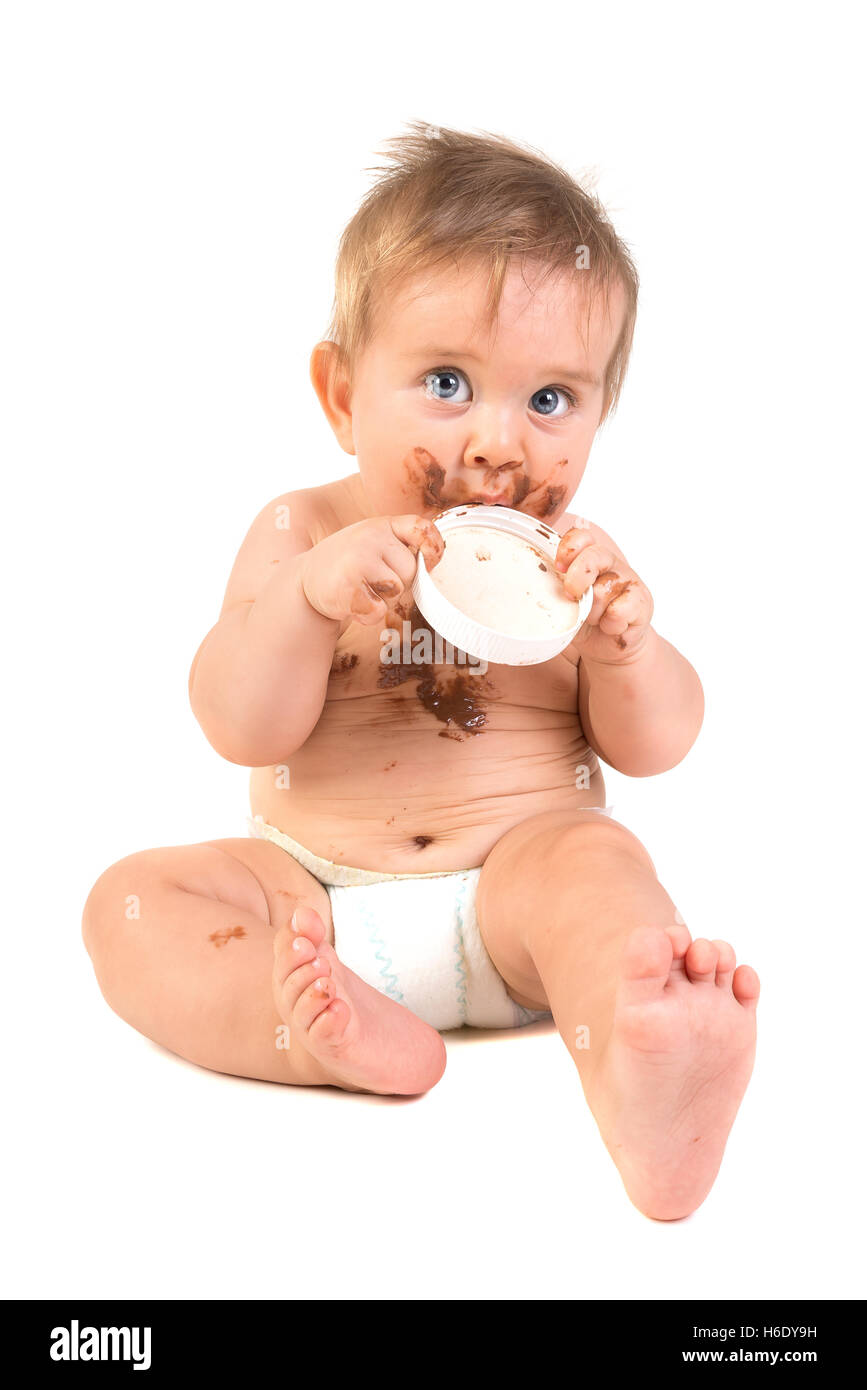 Hermosa Y Dulce Bebe Comiendo Chocolate Fotografia De Stock Alamy