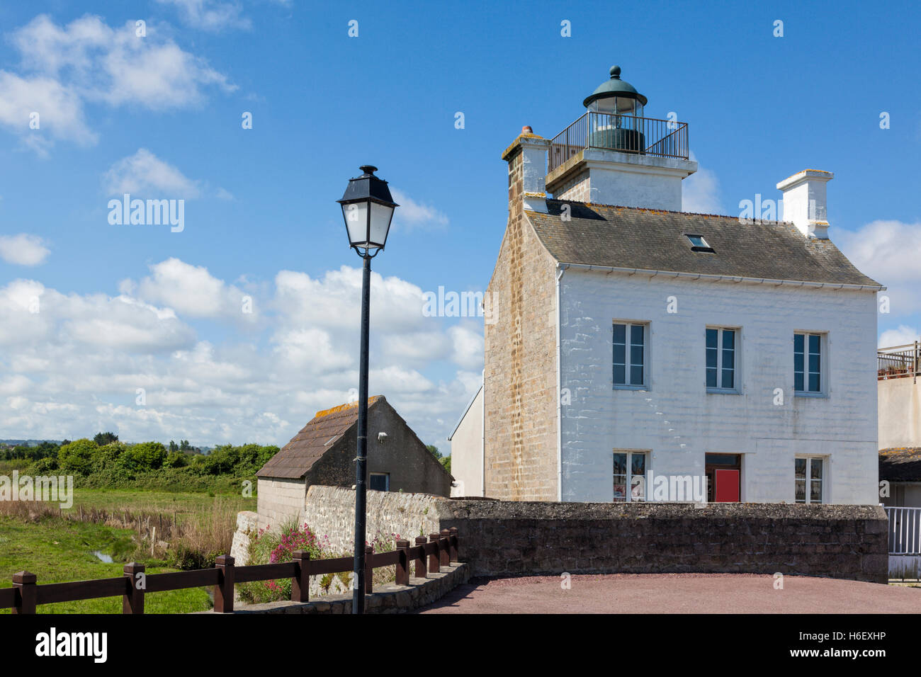 Antiguo faro de Barfleur, Normandía, Francia Foto de stock