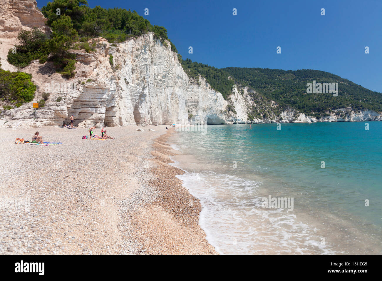 Bahía entre Vignanotica Mattinata y Vieste, Gargano, Foggia, Puglia, Italia Foto de stock