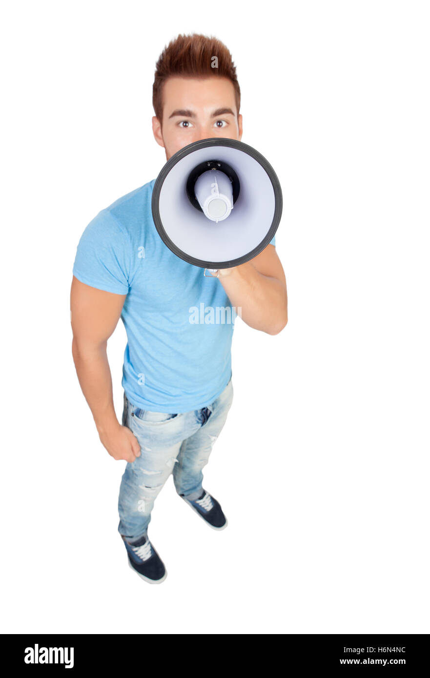 Los jóvenes hombres casual con un megáfono aislado en un backgroudn blanco Foto de stock