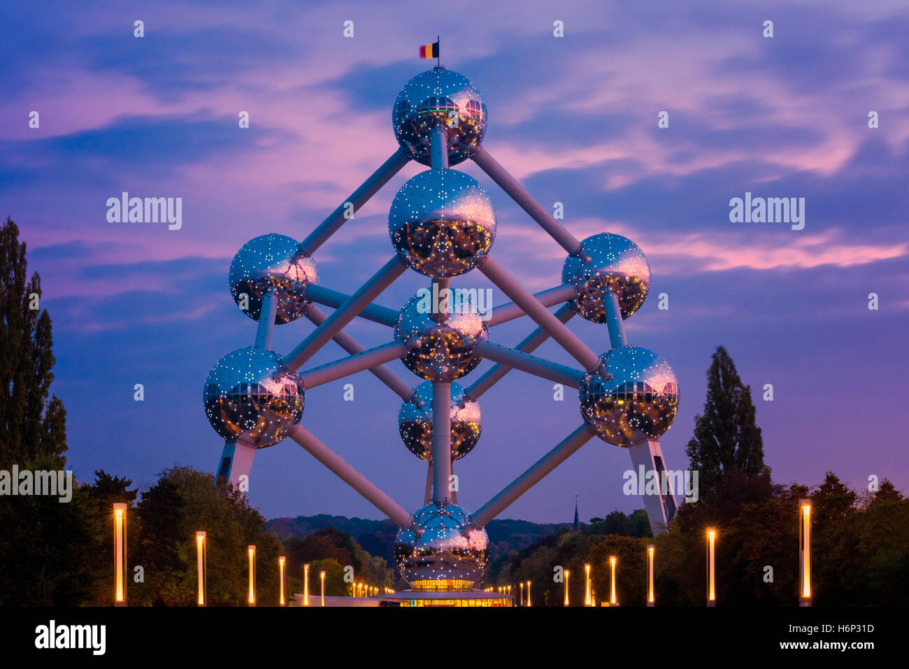Edificio Atomium en Bruselas Bélgica Foto de stock