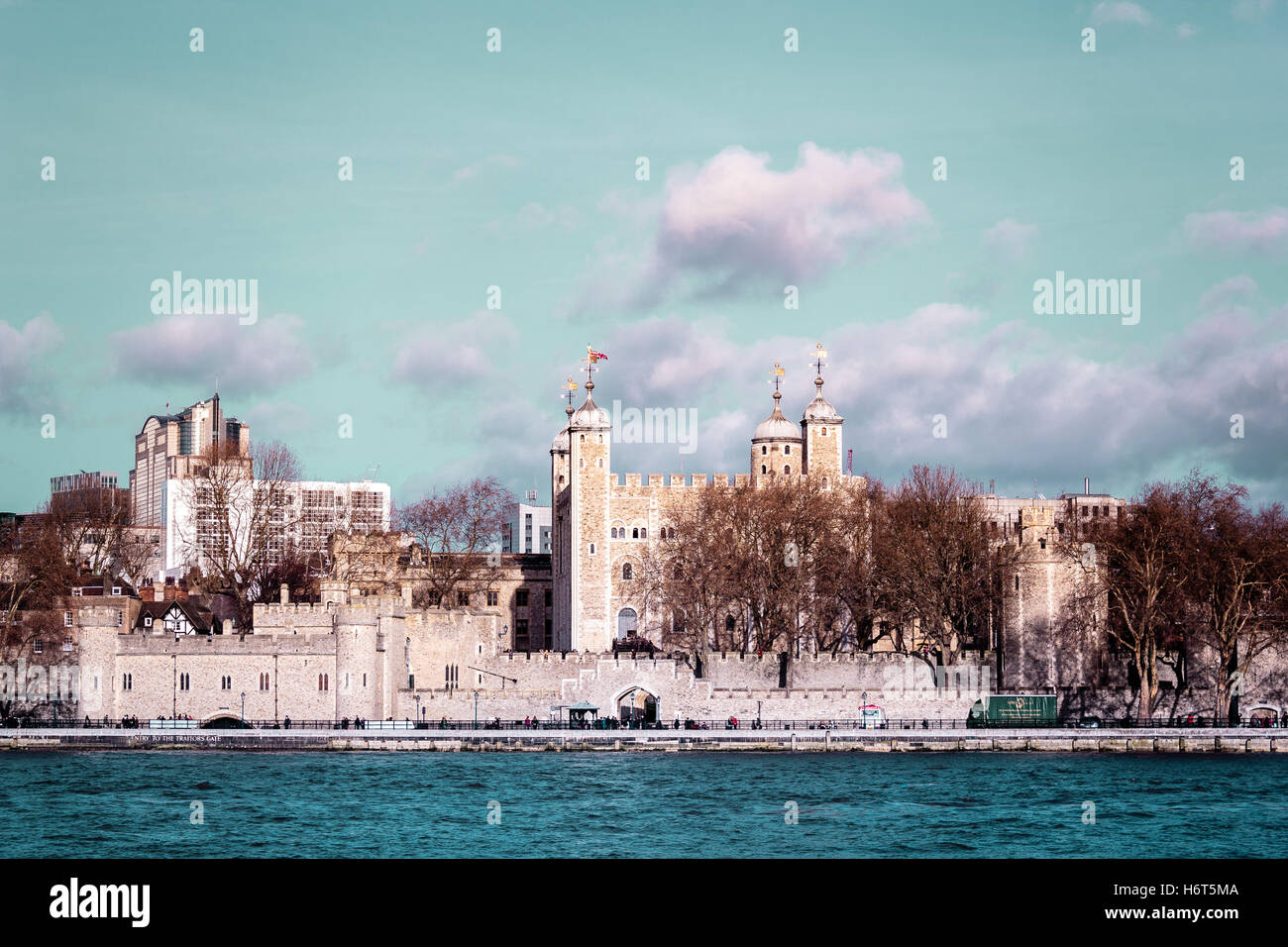 Foto de castillo cerca del Tower Bridge de Londres, Inglaterra Foto de stock