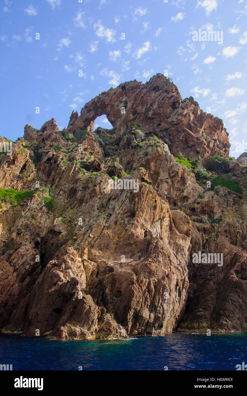 Vistas de la Reserva Natural de Scandola, una reserva natural en