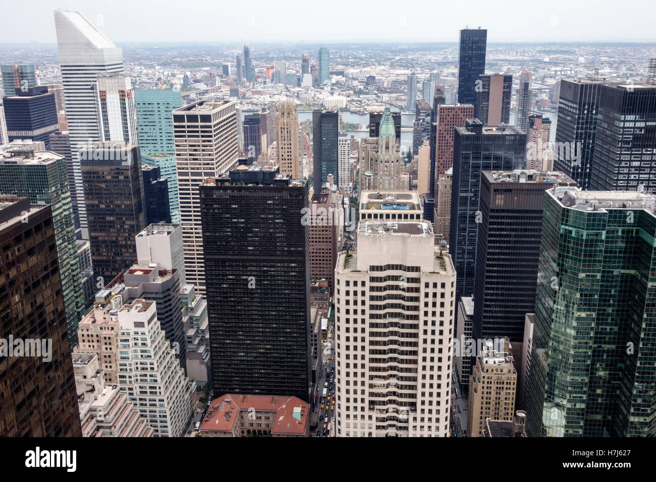Ciudad de Nueva York, NY NYC Manhattan, Midtown, 30 Rockefeller Center, edificio GE, Top of the Rock, plataforma de observación, horizonte, rascacielos, NY160719137 Foto de stock