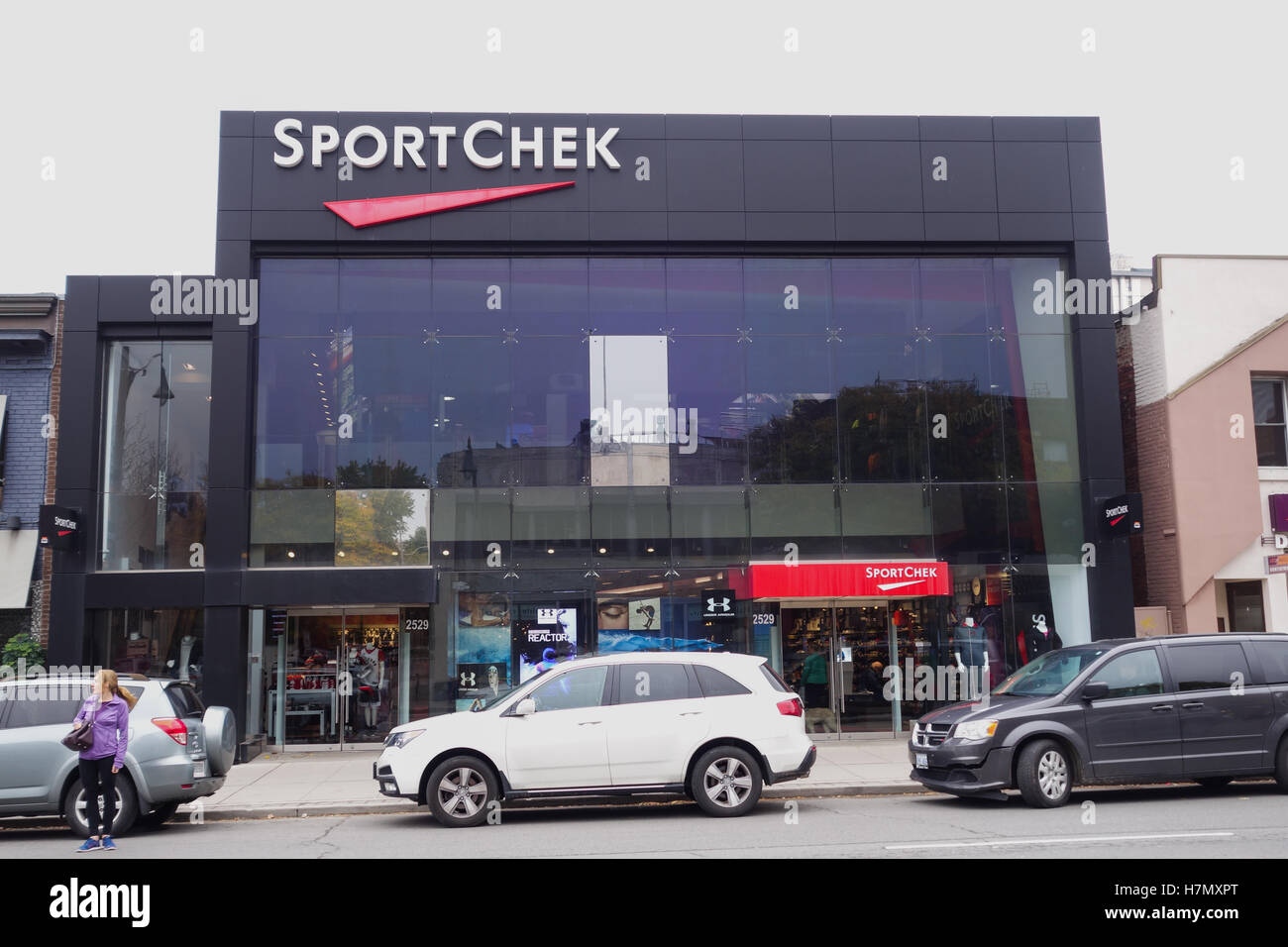 Equipamiento deportivo sportcheck tienda minorista Foto de stock