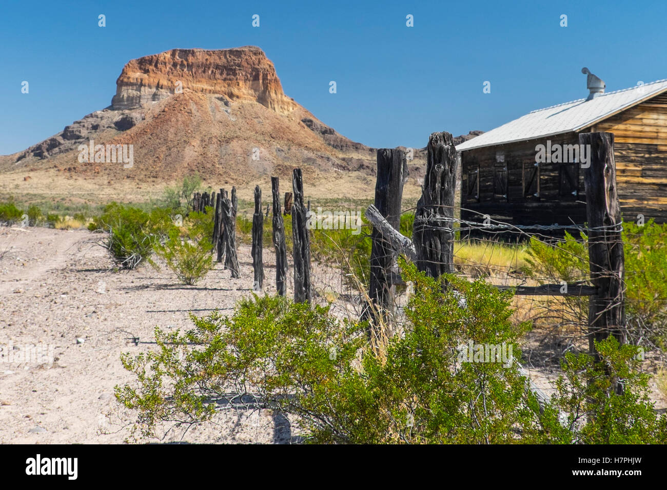 Pico Castolon, cerca del Río Grande, en el Parque Nacional de Big Bend, Texas Foto de stock