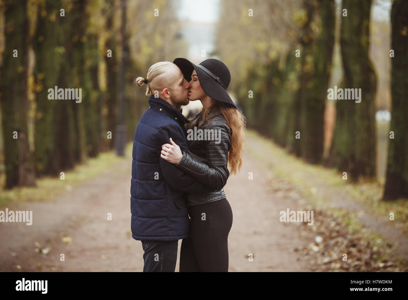 La historia de amor de una pareja shot Fotografía de stock - Alamy La historia de amor de una pareja shot Fotografía de stock - Alamy