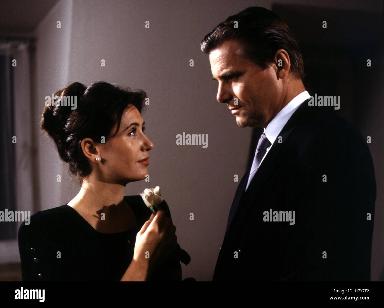 DERRICK: Tödliches patente, D 1989, Regie: Horst levantaválvulas, Brigitte KARNER, PETER SIMONISCHEK Foto de stock