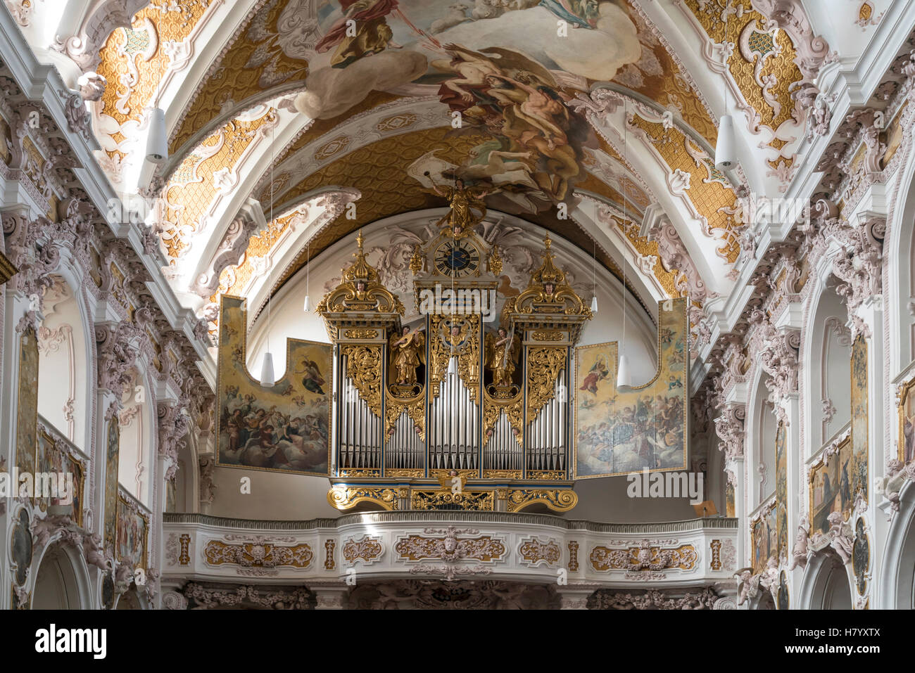 Loft, órgano de la Catedral de Santa María y San Korbinian, distrito de Freising, Baviera, la Alta Baviera, Alemania Foto de stock
