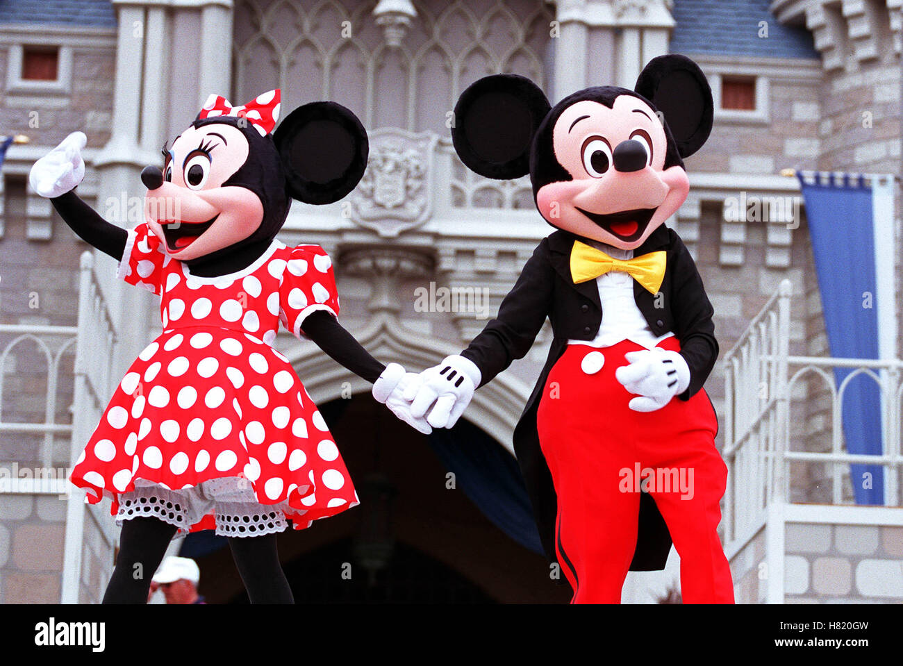 El Ratón Mickey & Magic Kingdom ORLANDO 01 de abril de Fotografía de stock - Alamy